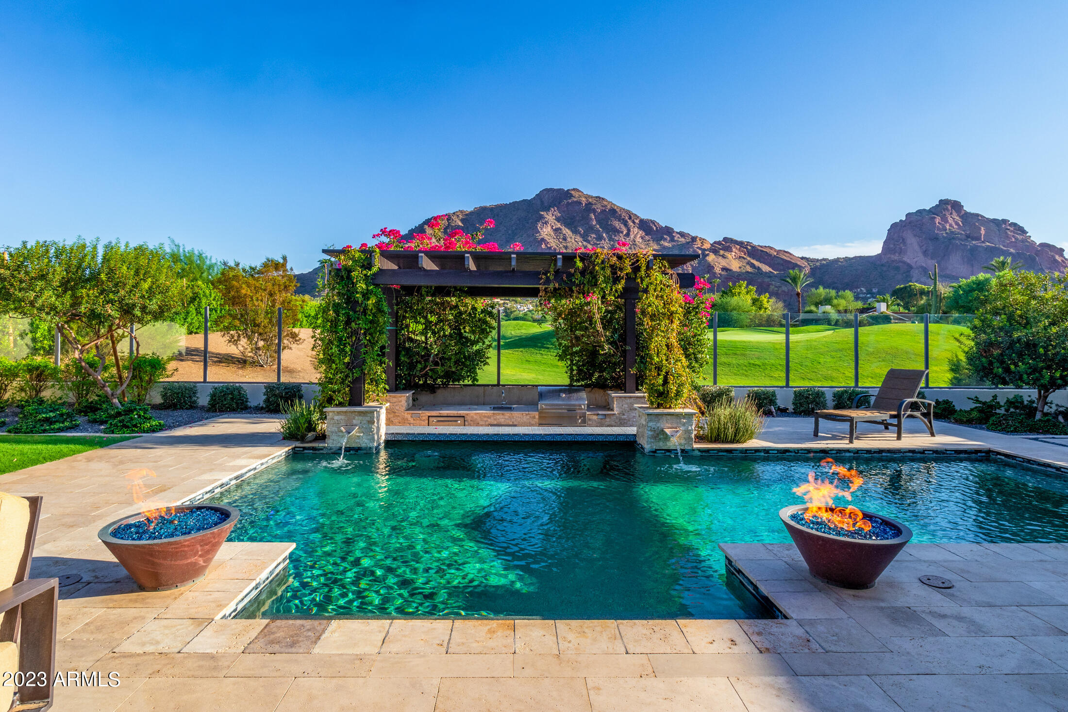 VILLAS AT MOUNTAIN SHADOWS 2 AMD - Residential