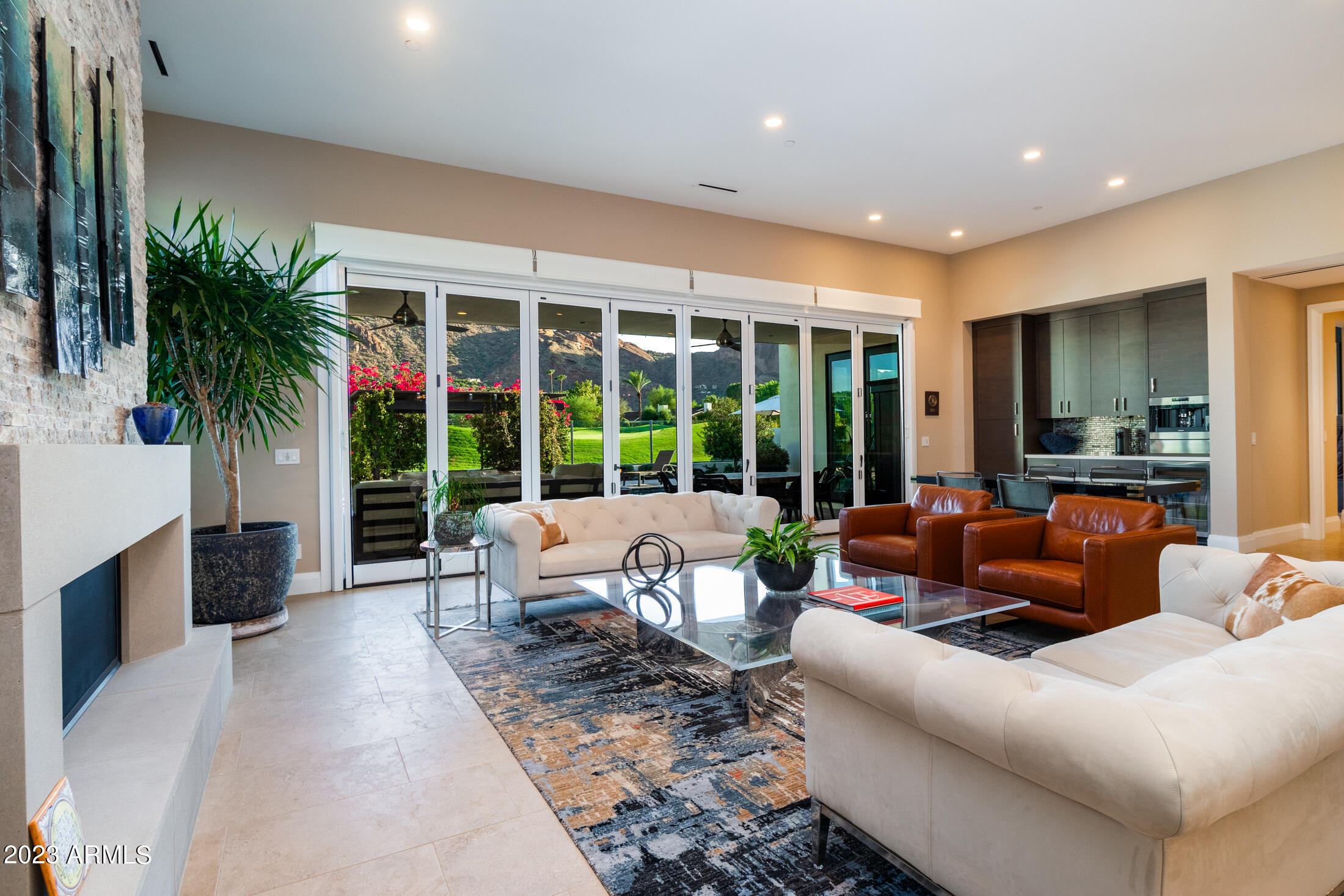 VILLAS AT MOUNTAIN SHADOWS 2 AMD - Residential