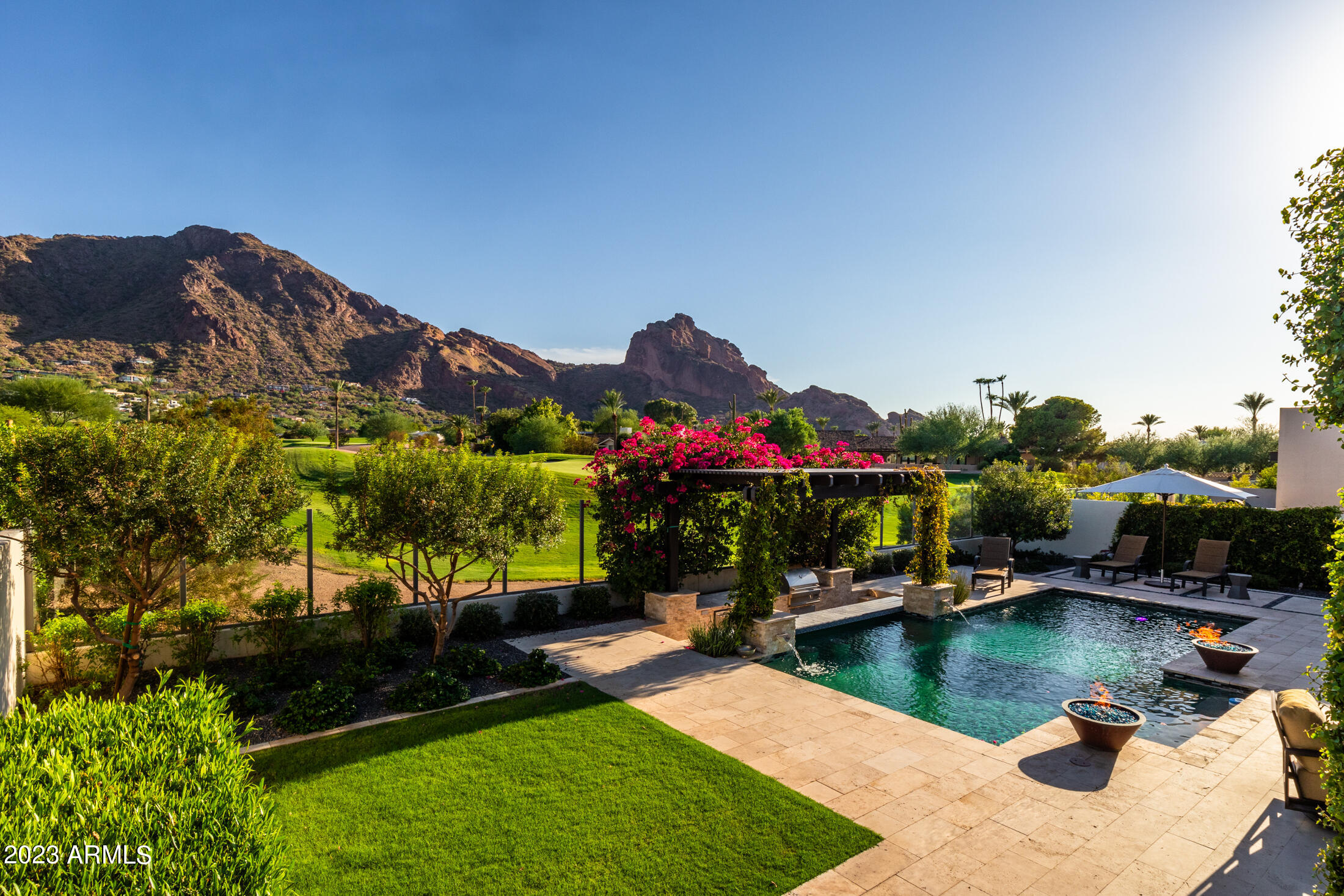 VILLAS AT MOUNTAIN SHADOWS 2 AMD - Residential