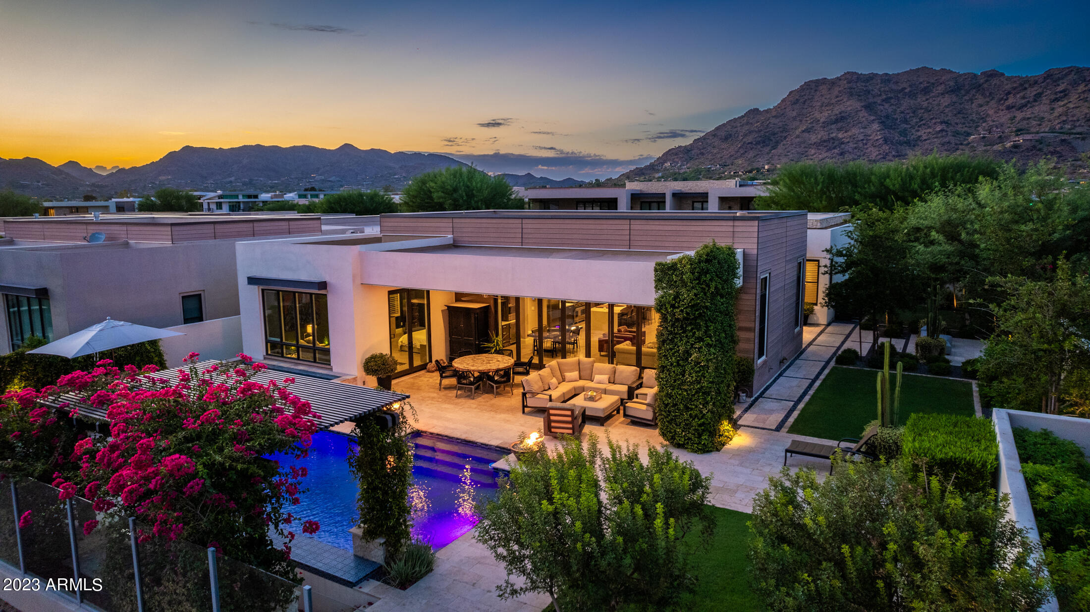 VILLAS AT MOUNTAIN SHADOWS 2 AMD - Residential