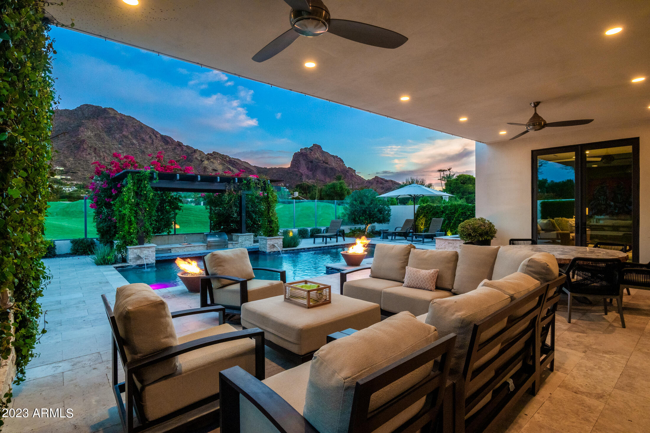 VILLAS AT MOUNTAIN SHADOWS 2 AMD - Residential