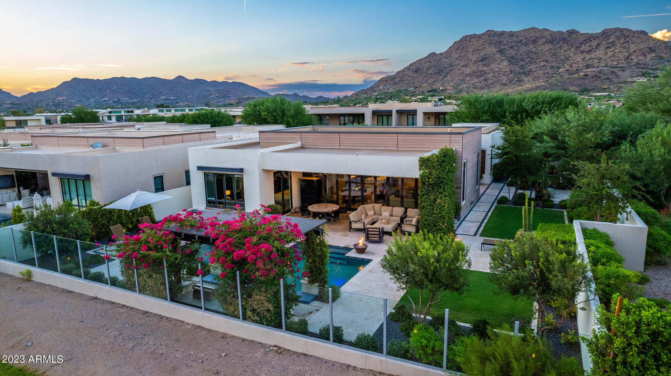 VILLAS AT MOUNTAIN SHADOWS 2 AMD - Residential