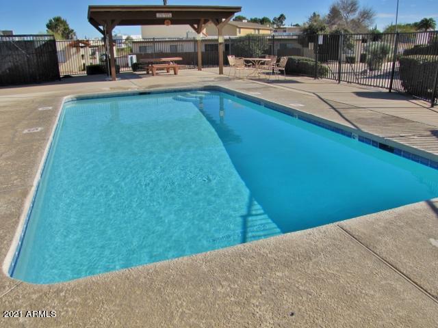 CASITAS PLACE UNIT 2 - Residential Lease