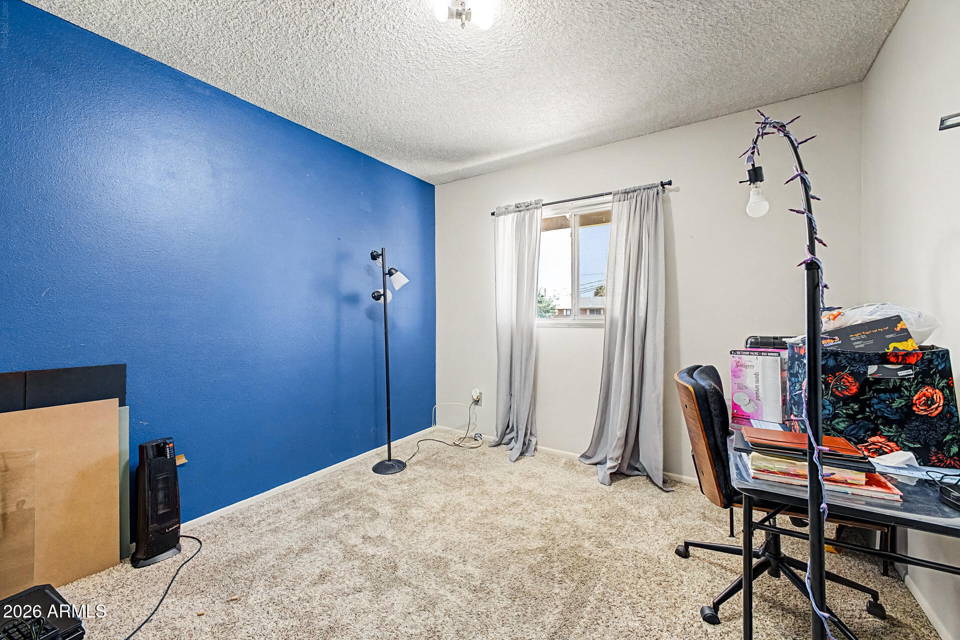 WEST PLAZA TOWNHOUSE - Residential