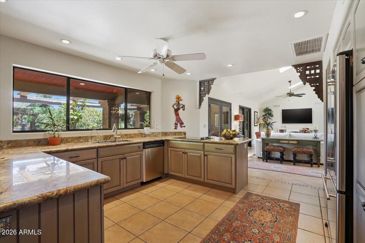 SUNSET HILLS 1 - Residential