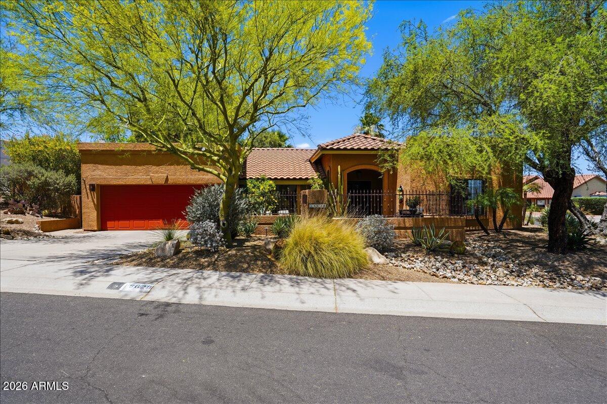 SUNSET HILLS 1 - Residential