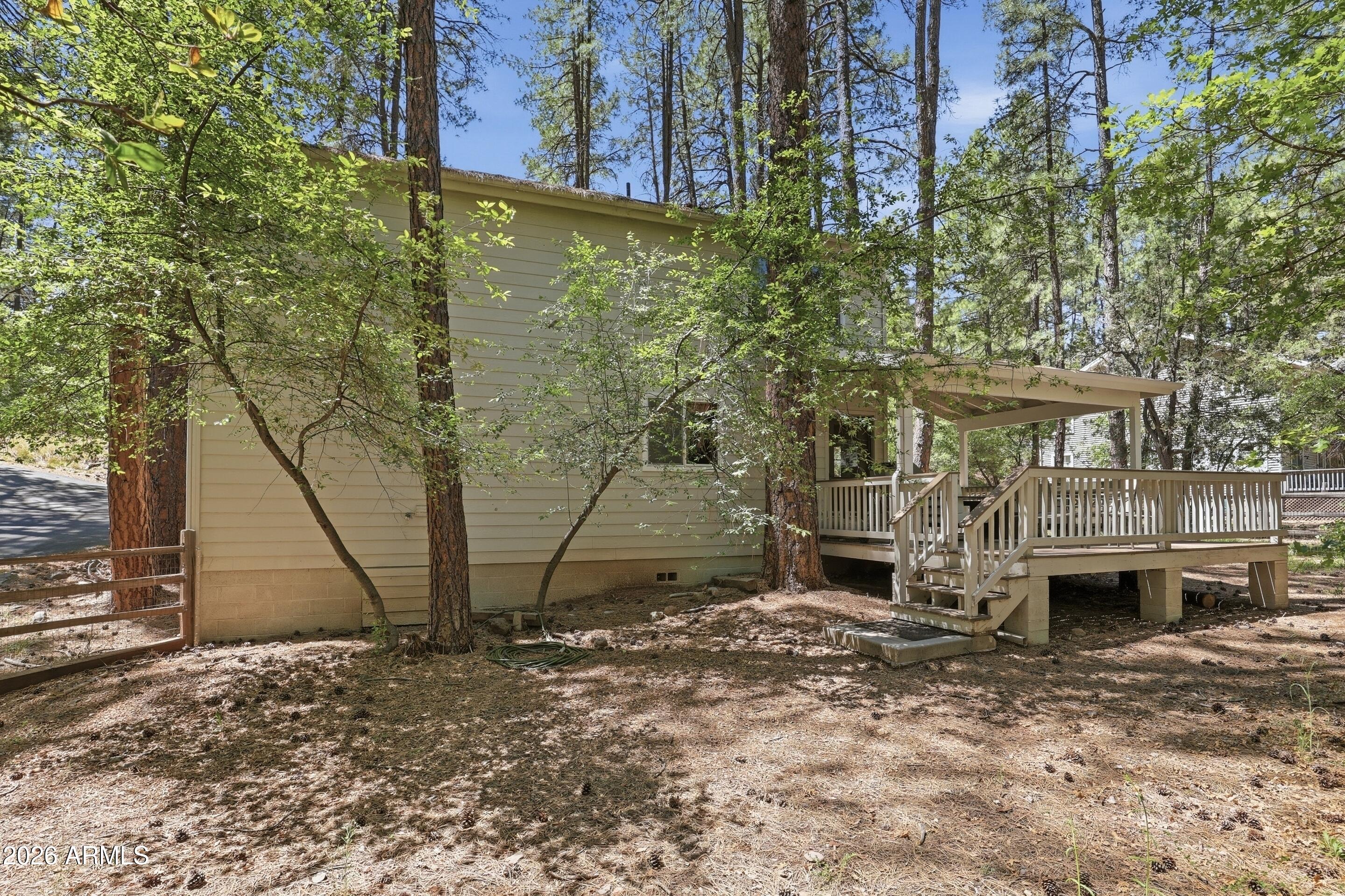 Strawberry Mountain Shadows 2 - Residential