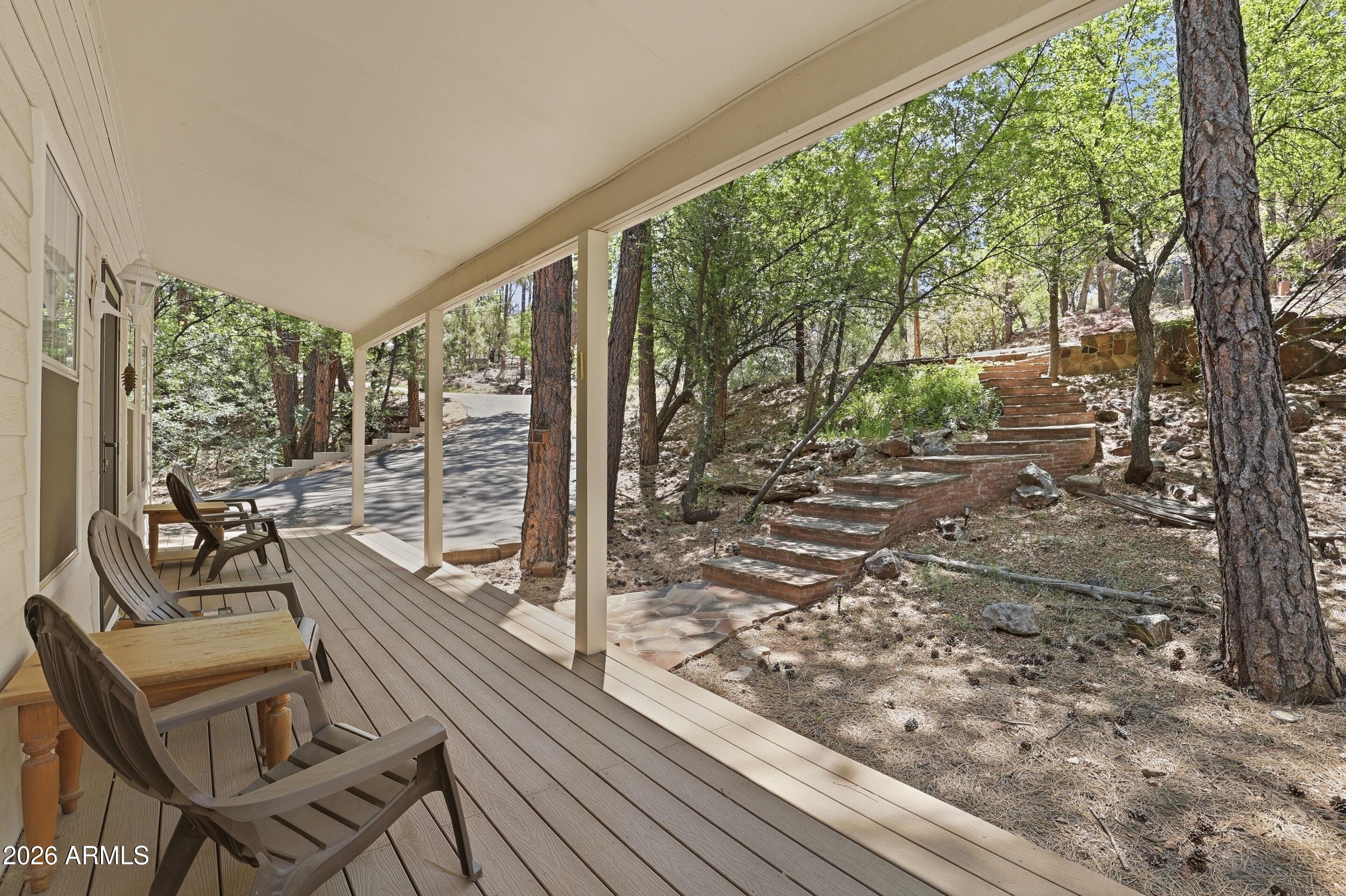 Strawberry Mountain Shadows 2 - Residential