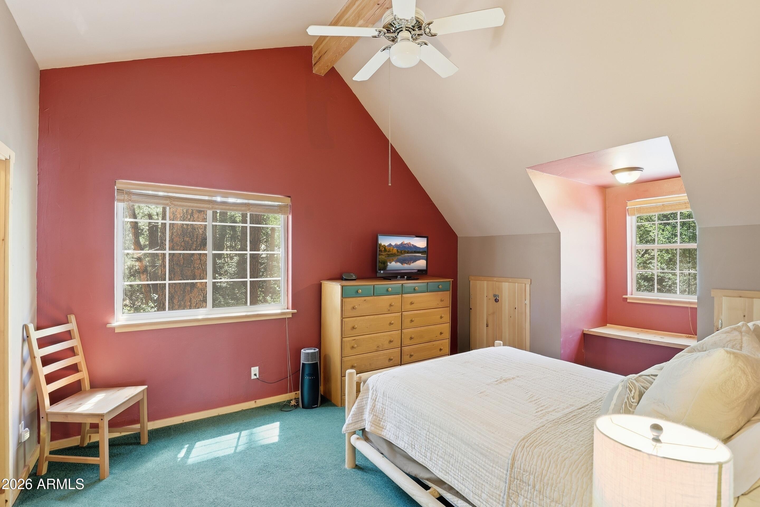 Strawberry Mountain Shadows 2 - Residential