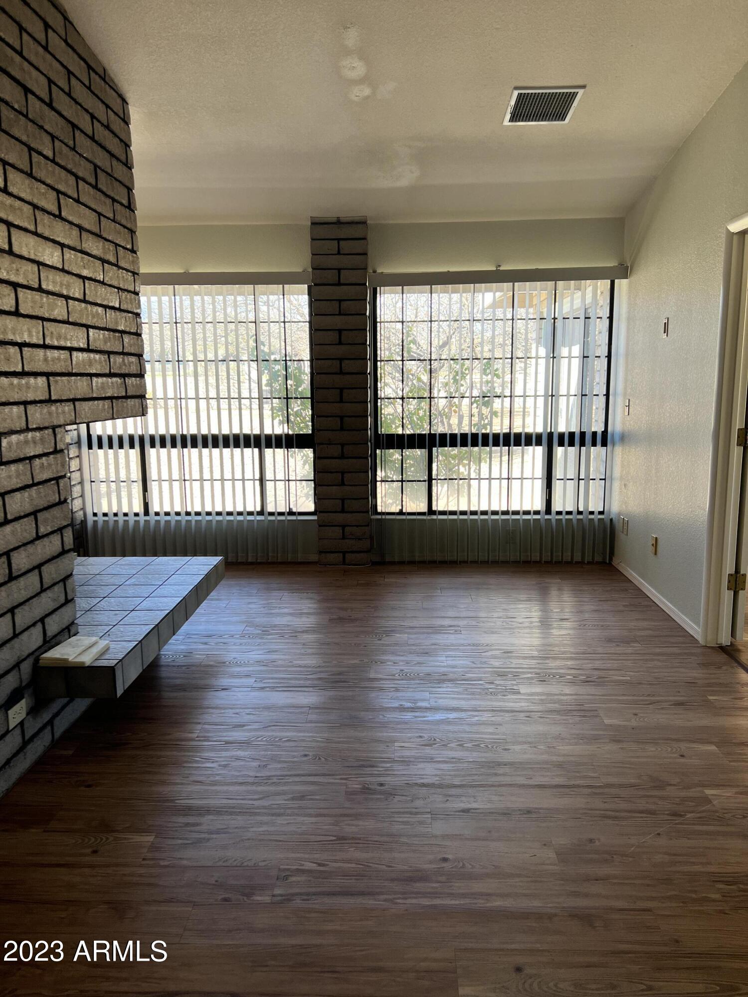TRACT UNIT 111 - Residential