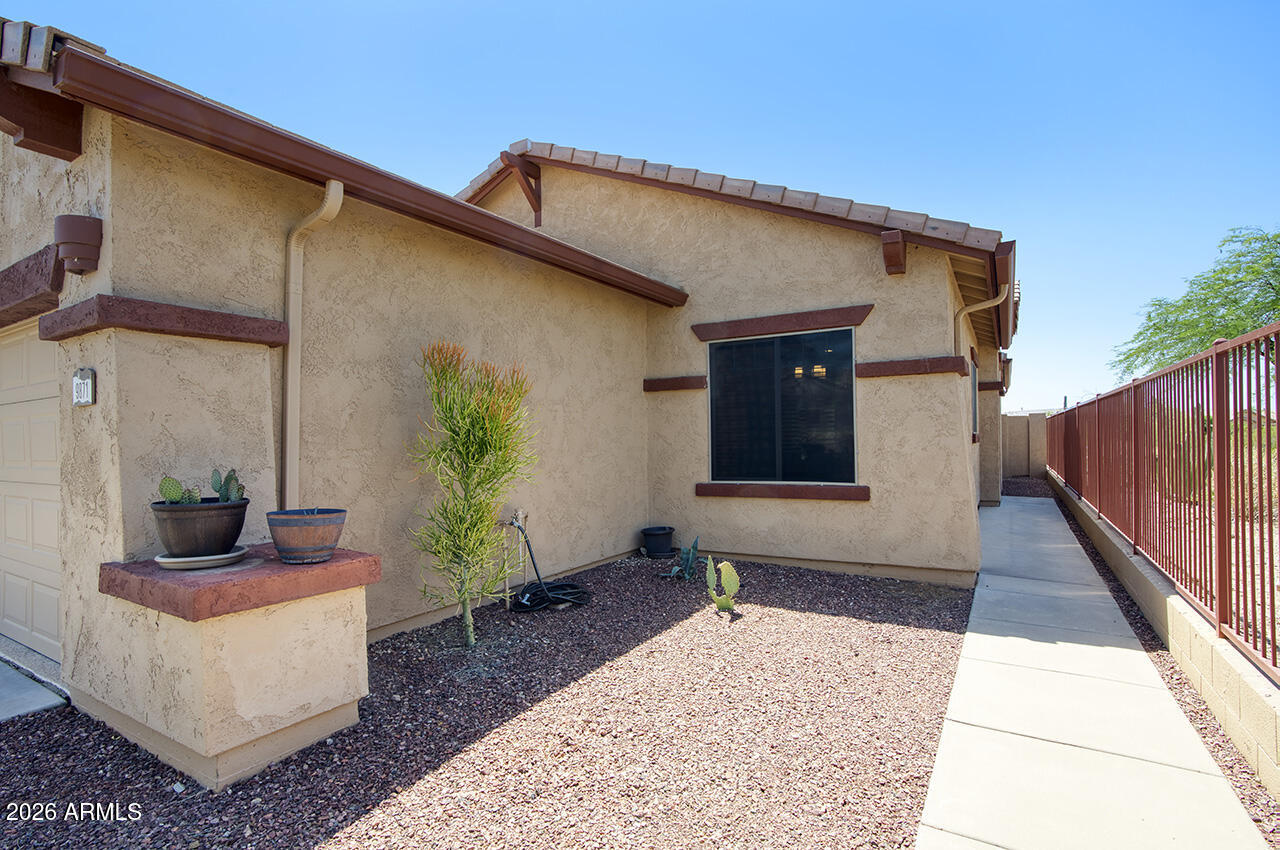 PERALTA TRAILS - Residential