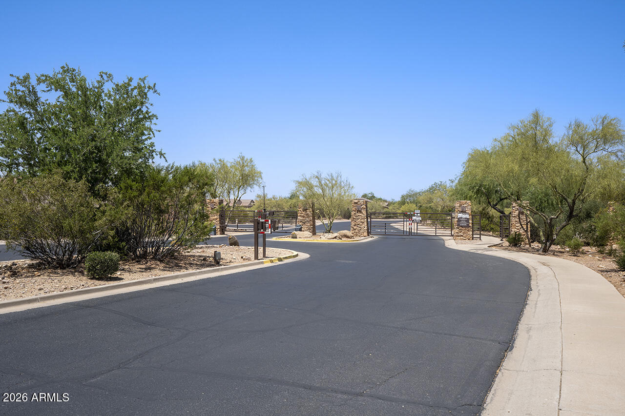 PERALTA TRAILS - Residential