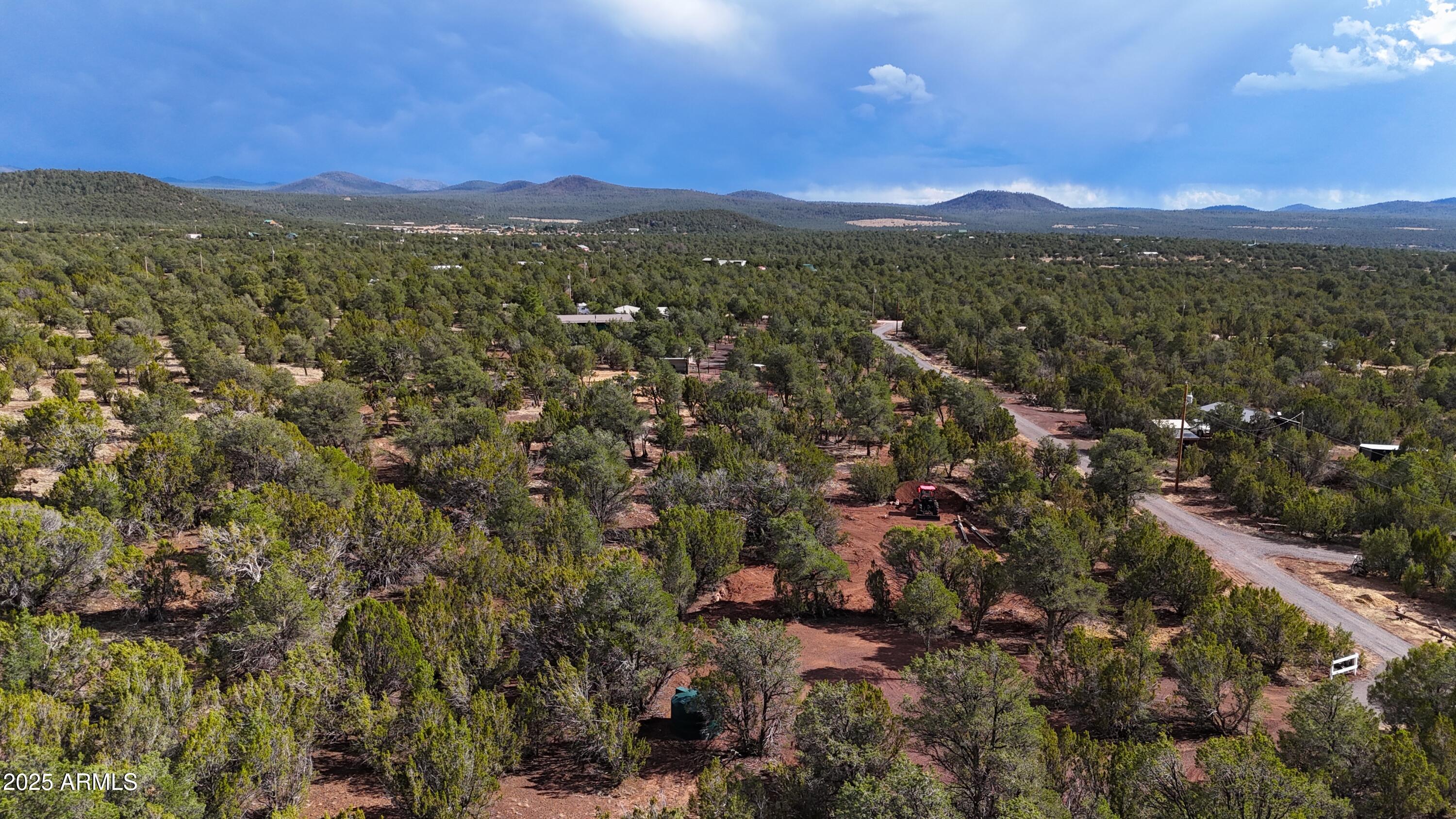 APACHE WOODLAND ESTATES - Land