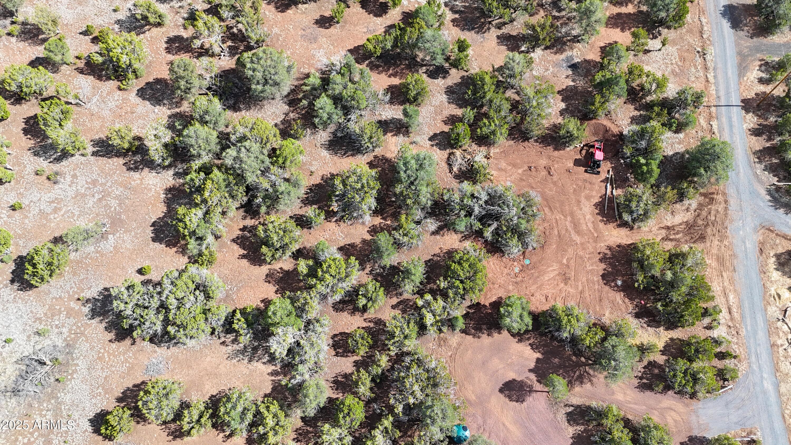 APACHE WOODLAND ESTATES - Land