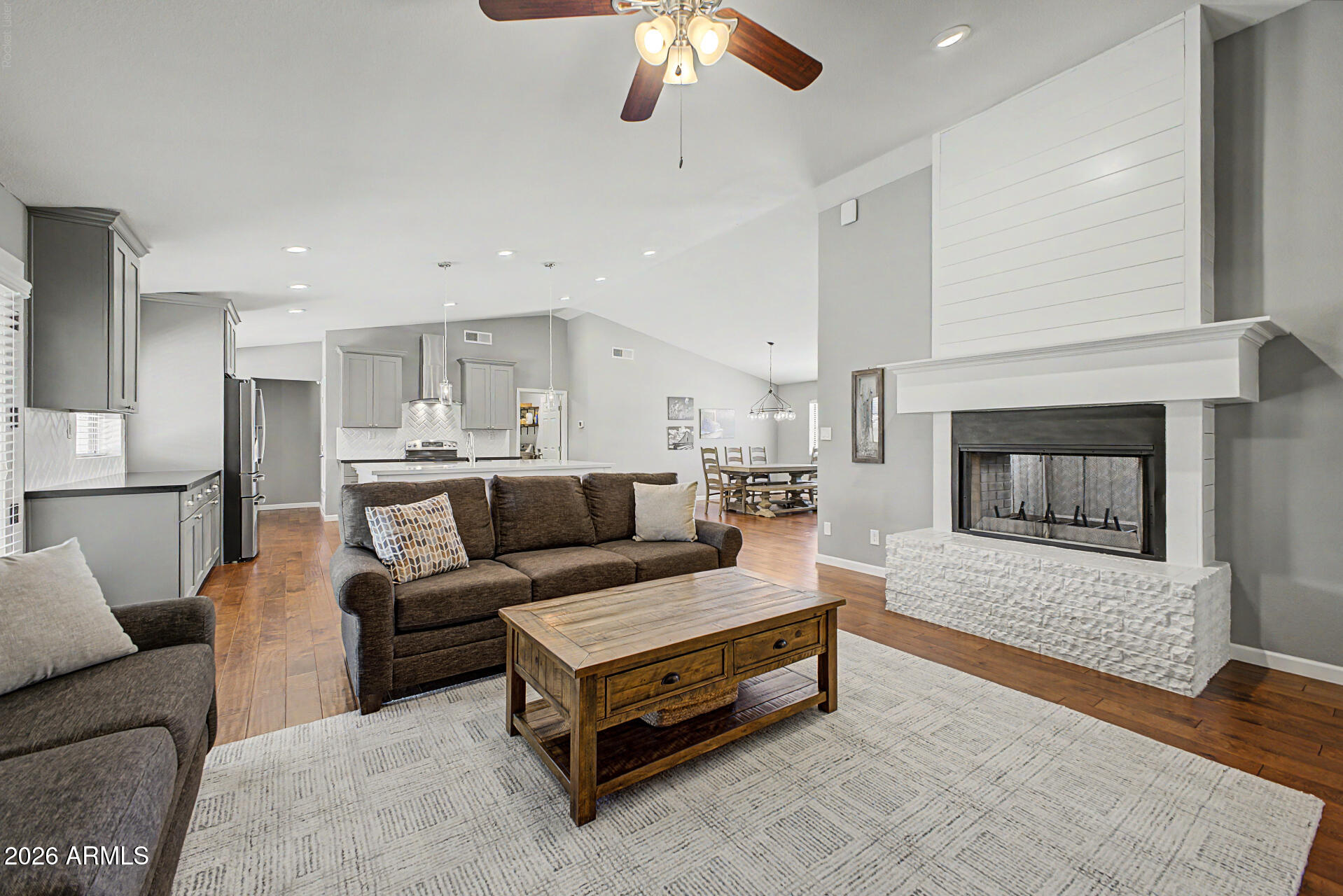 LA PAZ AT DESERT SPRINGS UNIT 20 - Residential