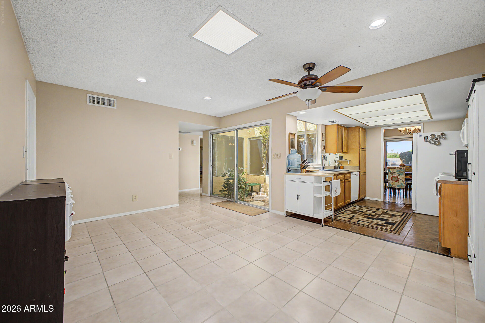 AHWATUKEE RD-1 - Residential