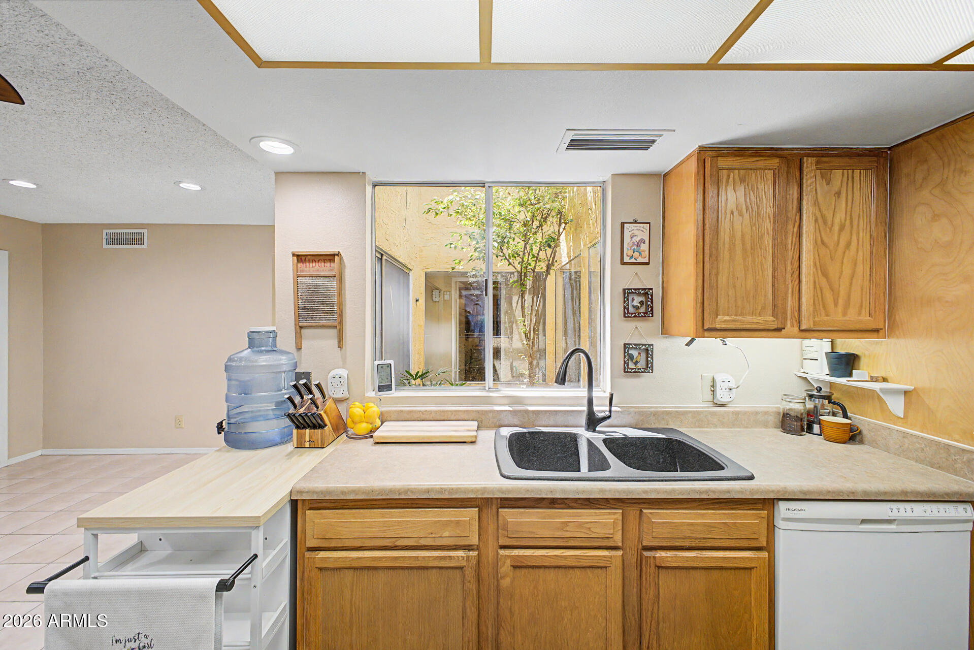AHWATUKEE RD-1 - Residential