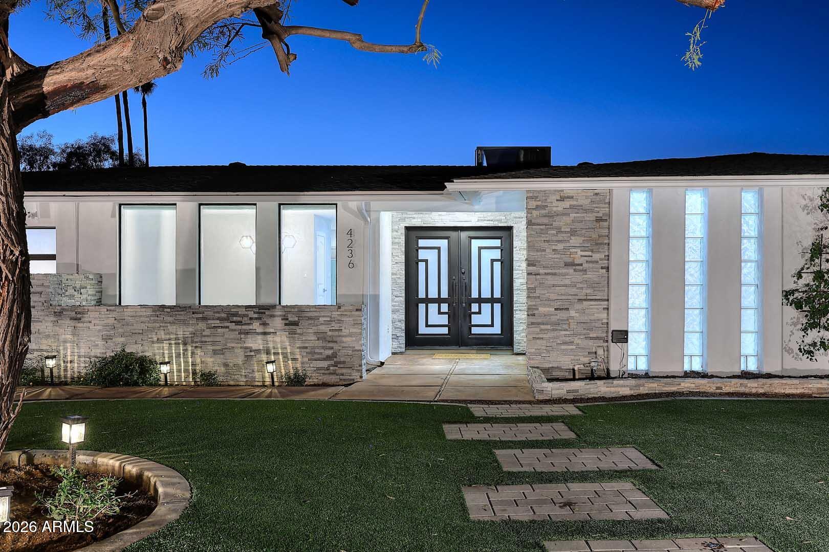 SANDS EAST 2 - Residential