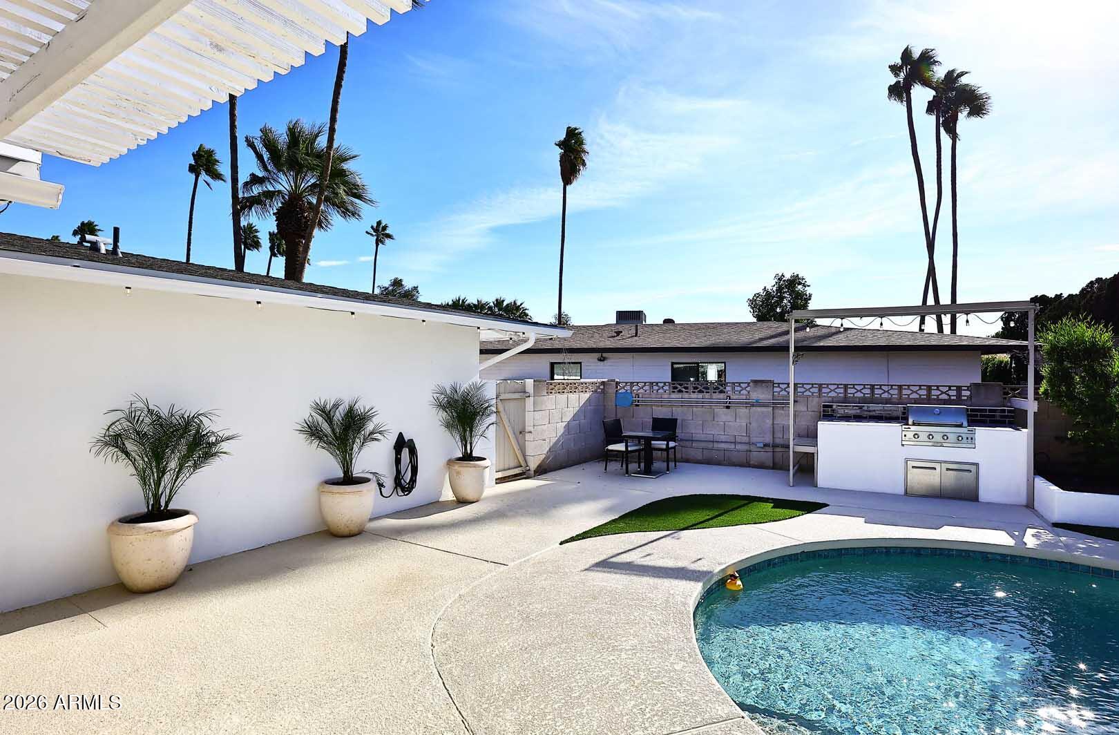 SANDS EAST 2 - Residential