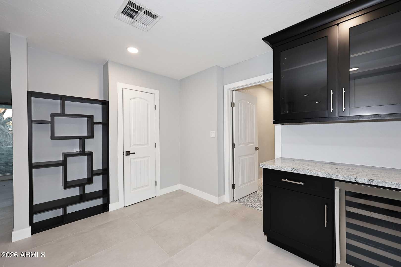 SANDS EAST 2 - Residential