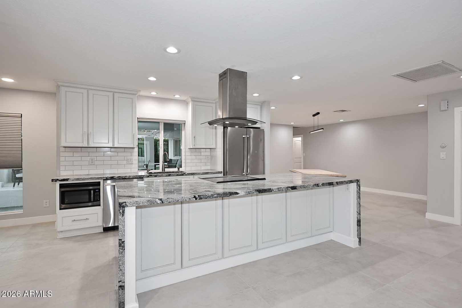 SANDS EAST 2 - Residential