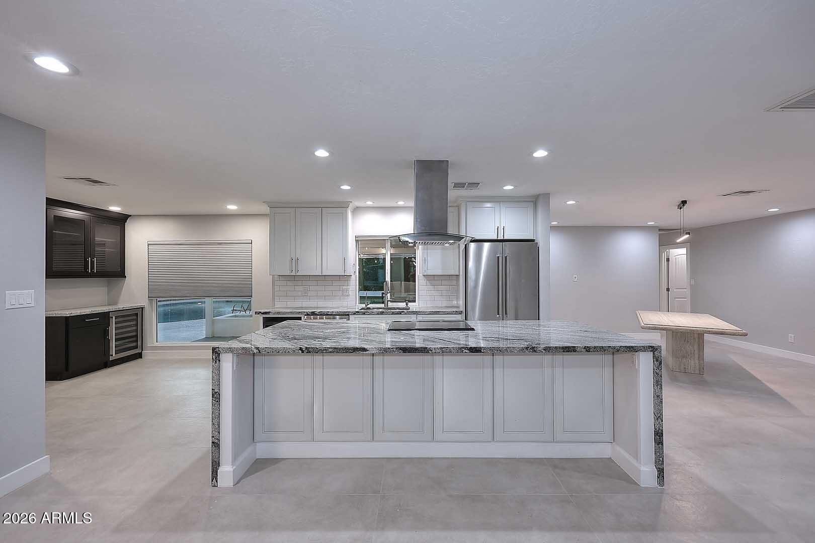 SANDS EAST 2 - Residential
