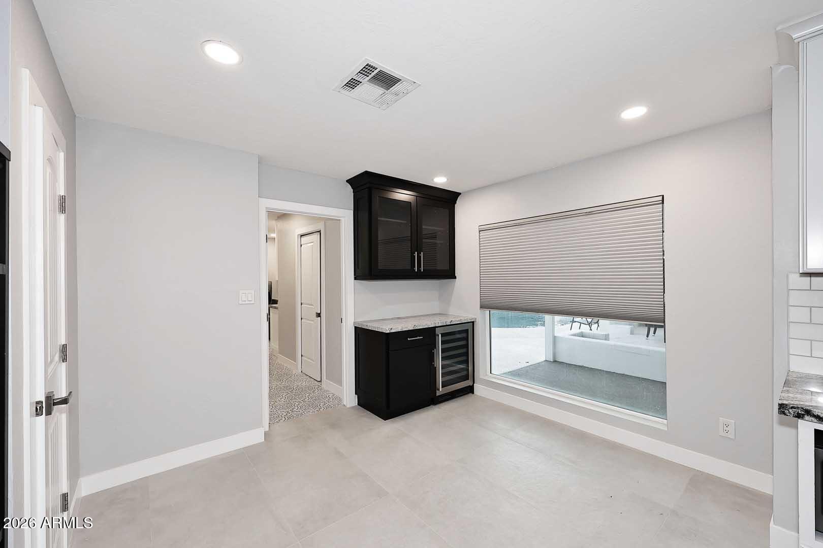 SANDS EAST 2 - Residential