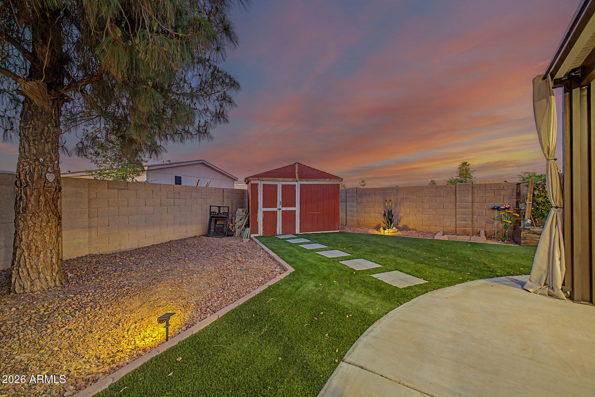 WEST PLAZA 31 32 AMD LOT 1-608 TR A-C - Residential