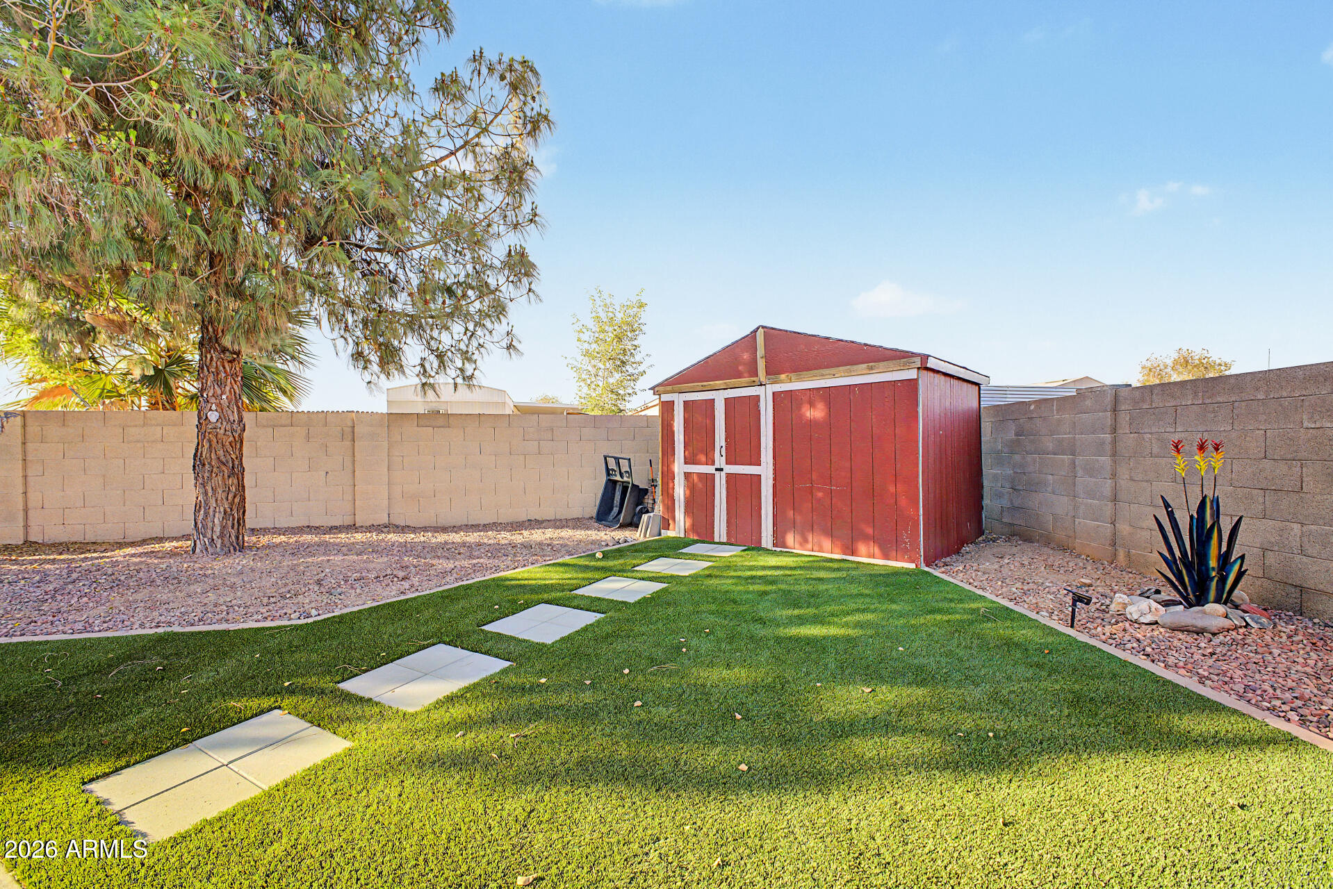 WEST PLAZA 31 32 AMD LOT 1-608 TR A-C - Residential