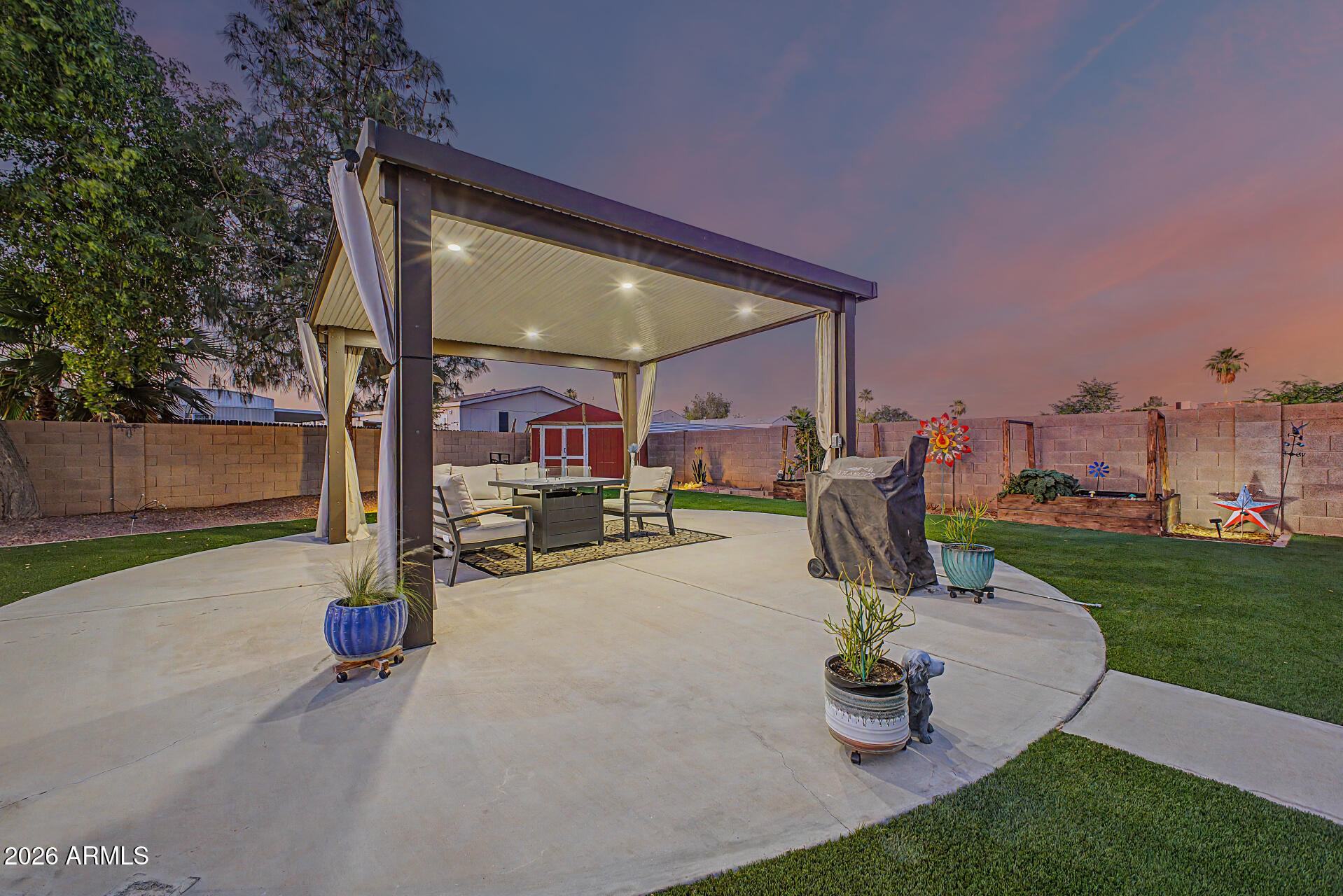WEST PLAZA 31 32 AMD LOT 1-608 TR A-C - Residential