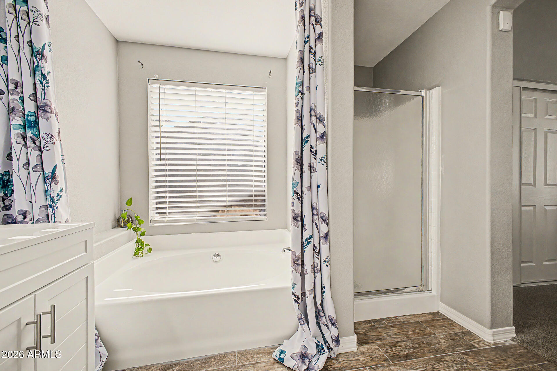 WEST PLAZA 31 32 AMD LOT 1-608 TR A-C - Residential