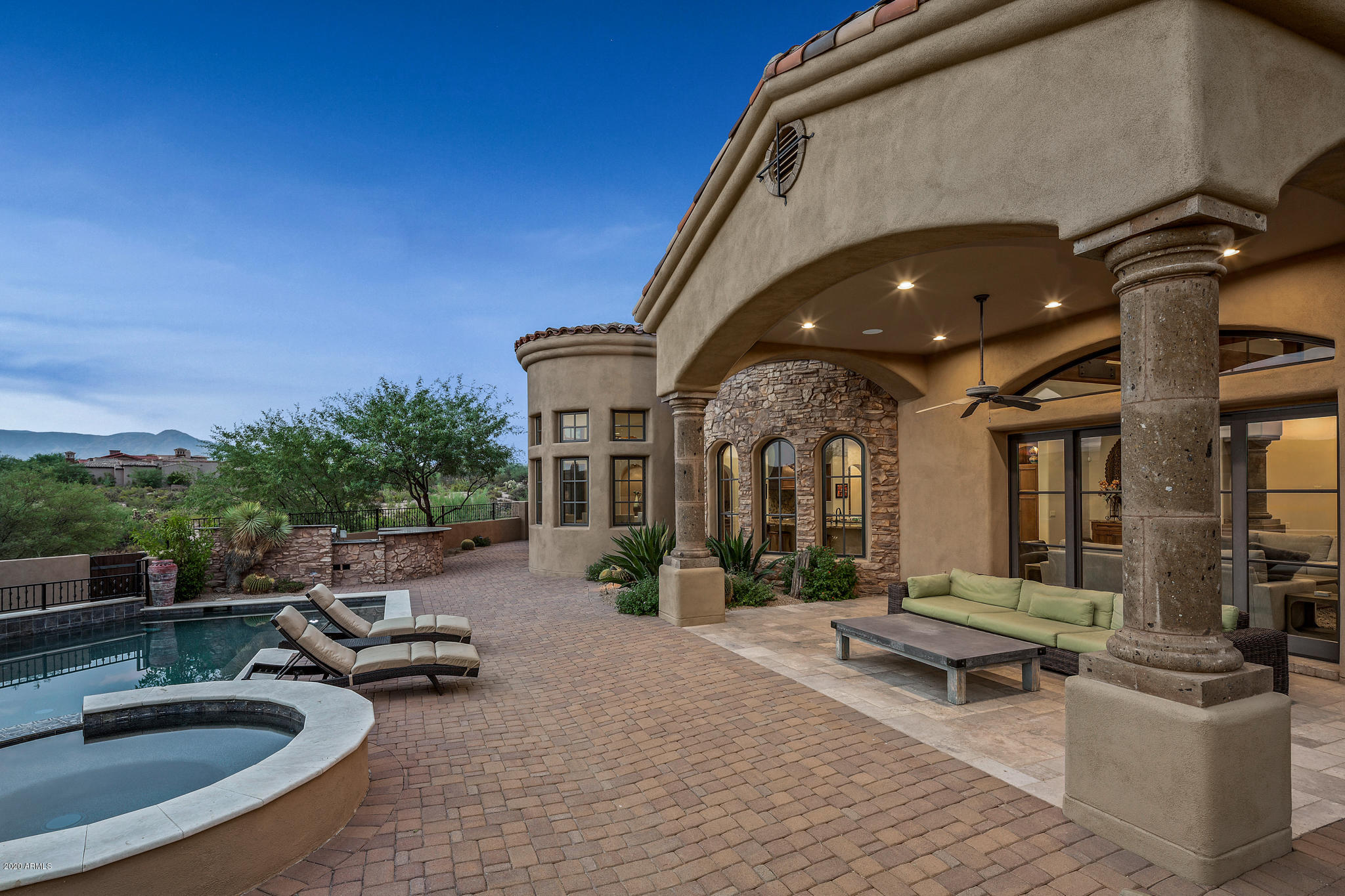 Mirabel Club - Residential
