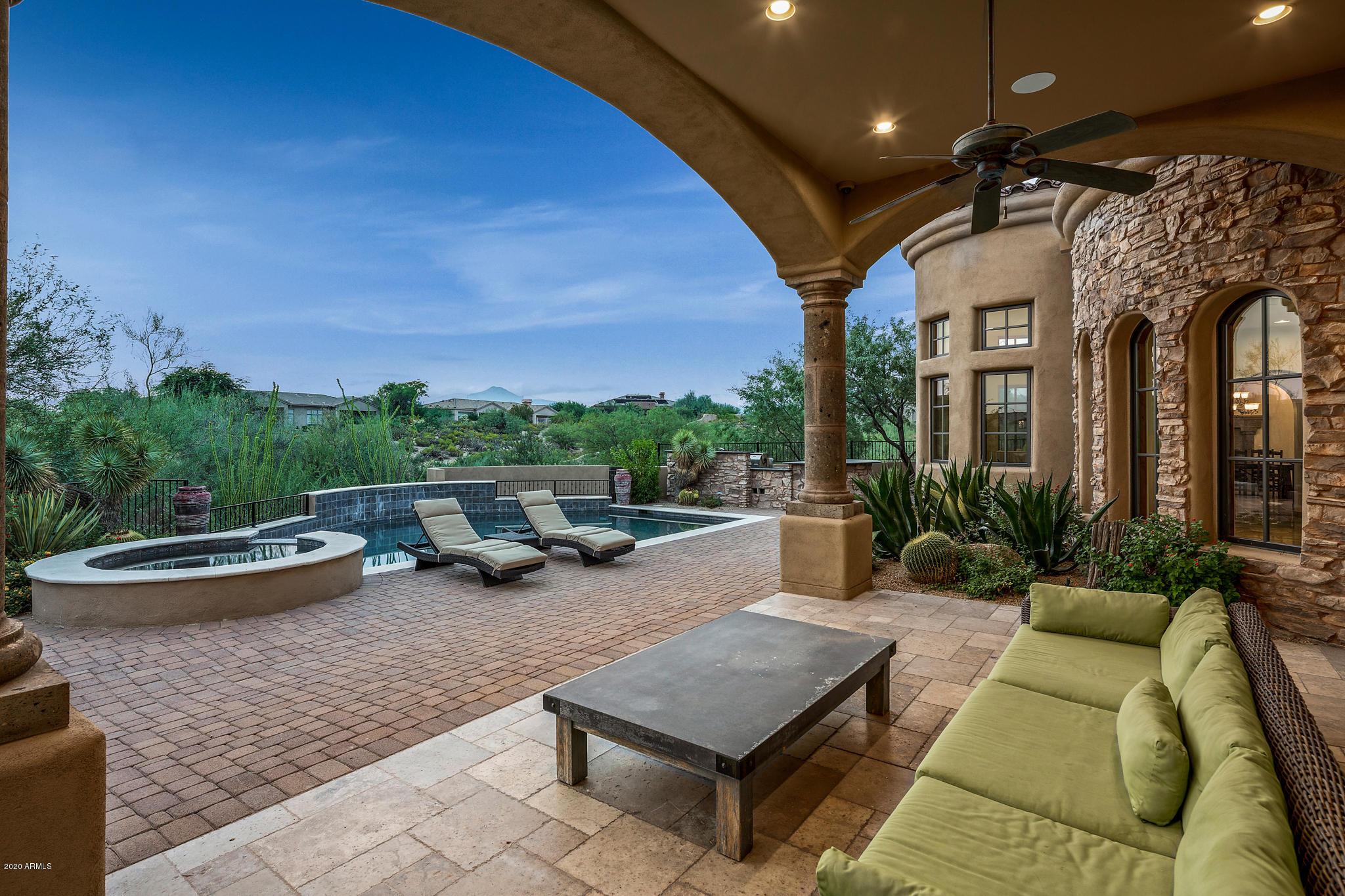 Mirabel Club - Residential