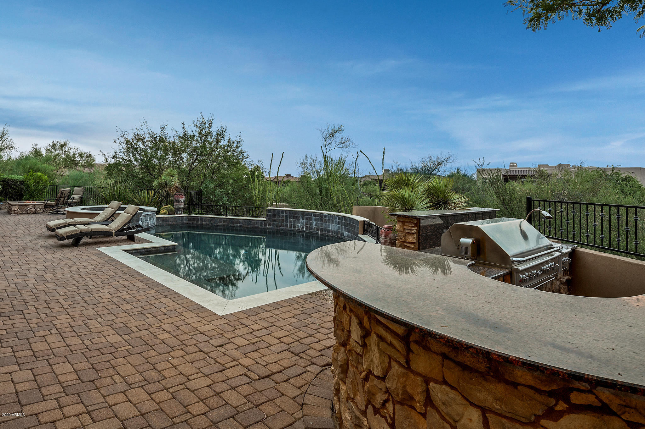 Mirabel Club - Residential
