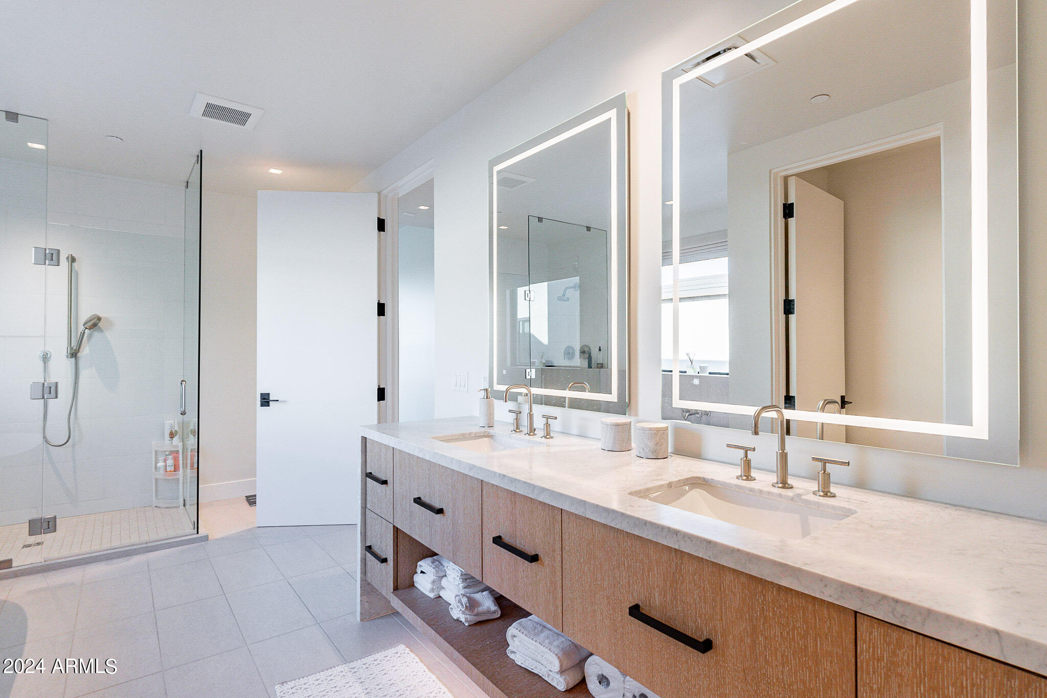 ASCENT AT THE PHOENICIAN GOLF VILLAS CONDOMINIUM - Residential