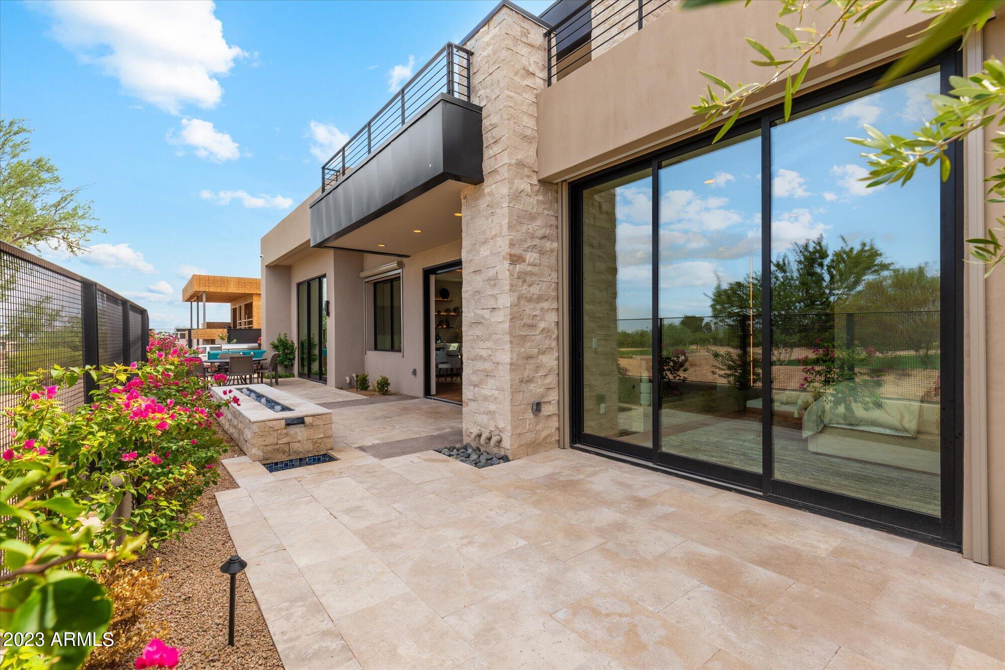 PHOENICIAN - Residential