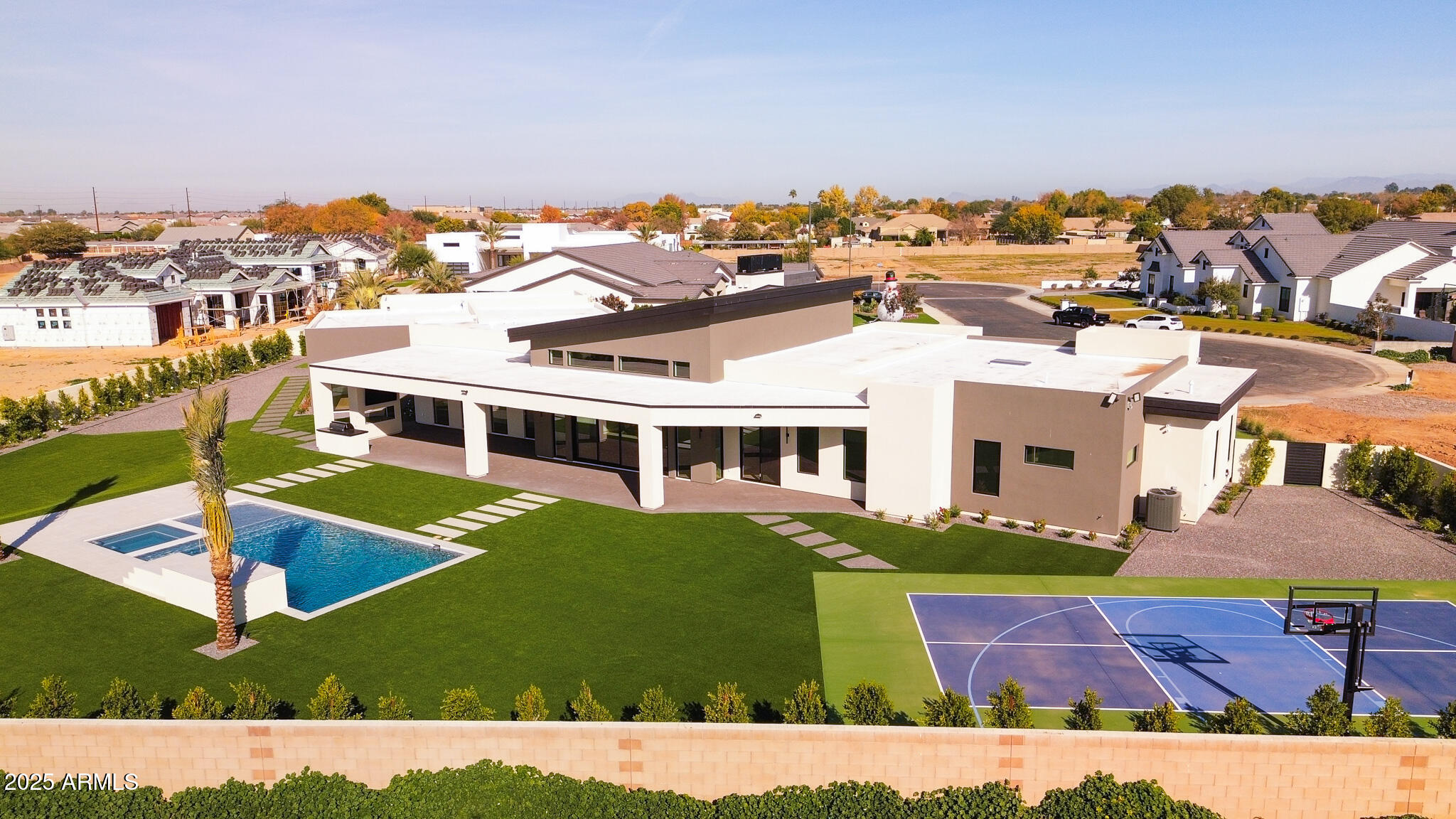 HHB HEIGHTS - Residential
