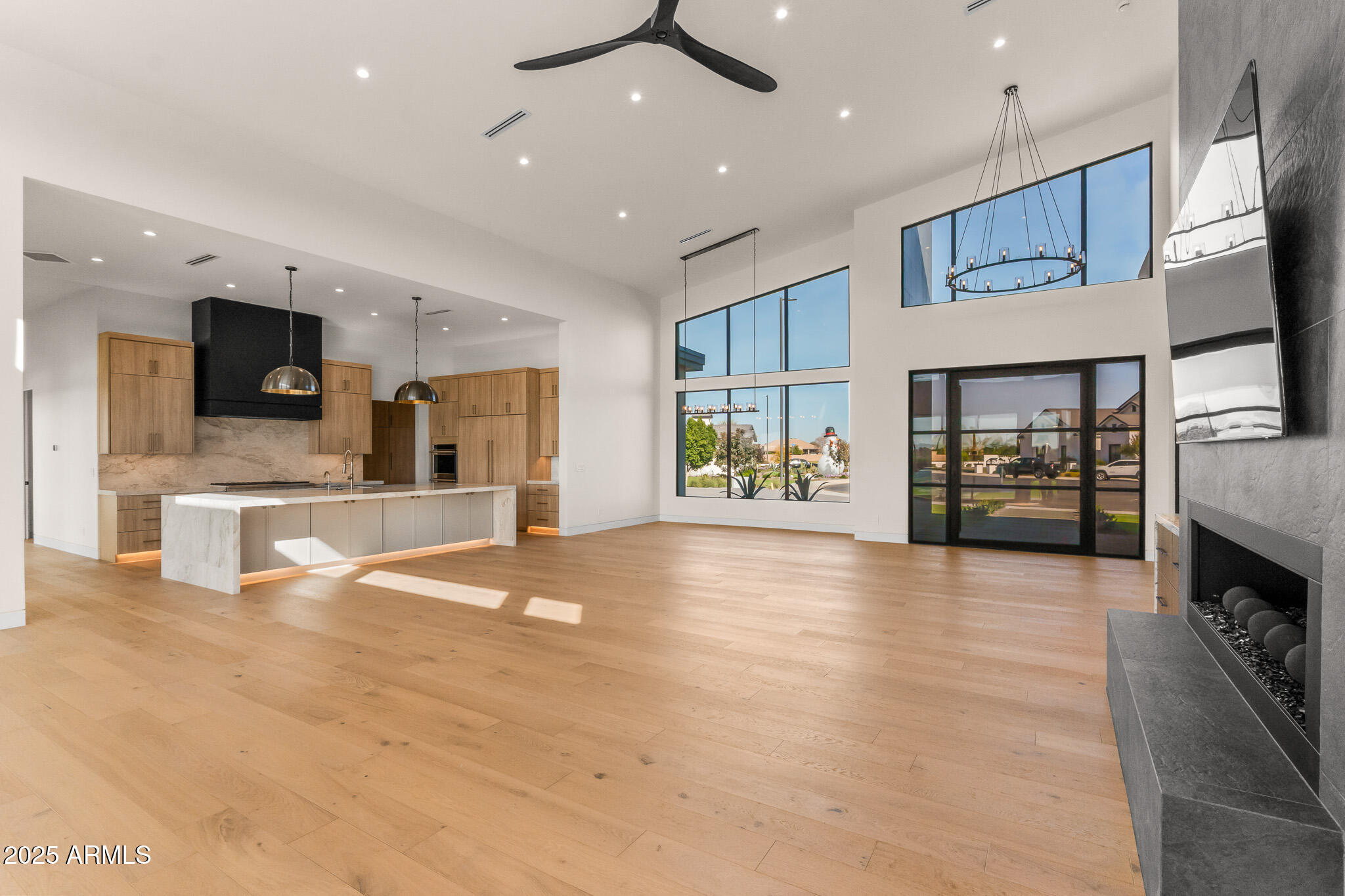 HHB HEIGHTS - Residential