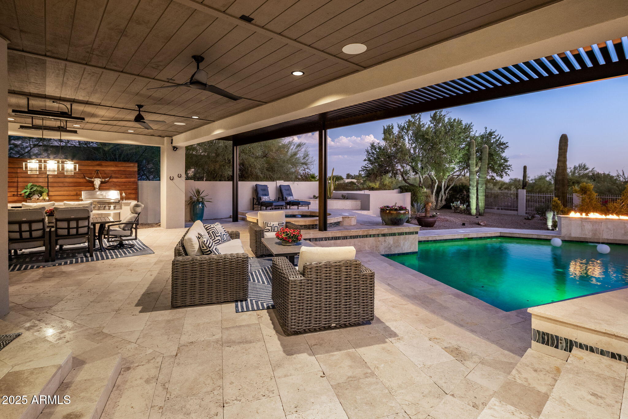 PINNACLE PEAK COUNTRY CLUB - Residential