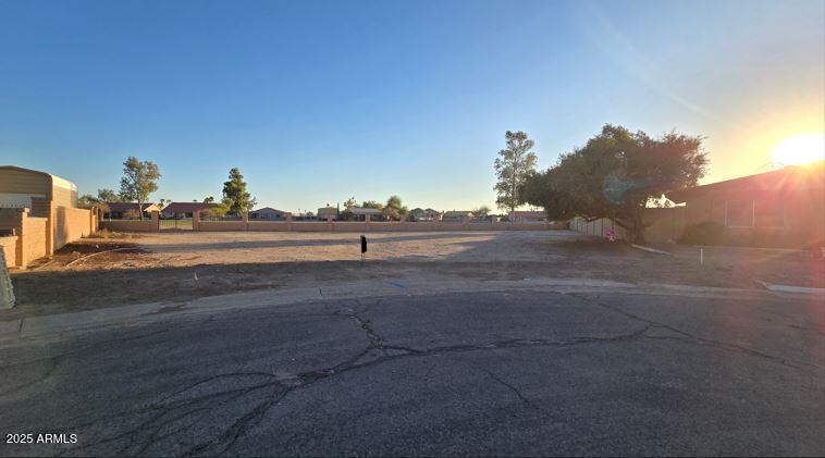 ARIZONA CITY UNIT THREE - Land