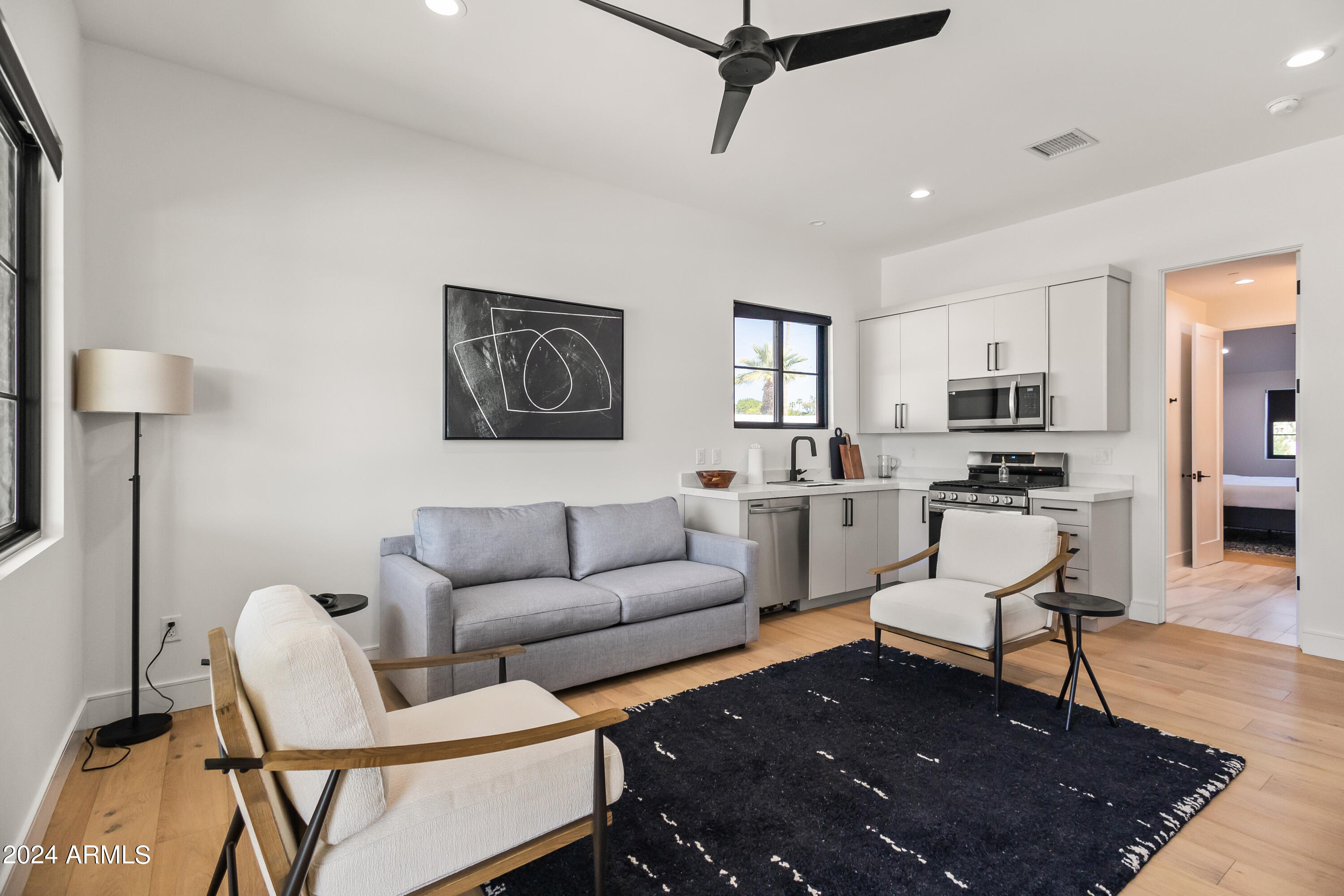 CAMELBACK CLUB ESTATES - Residential