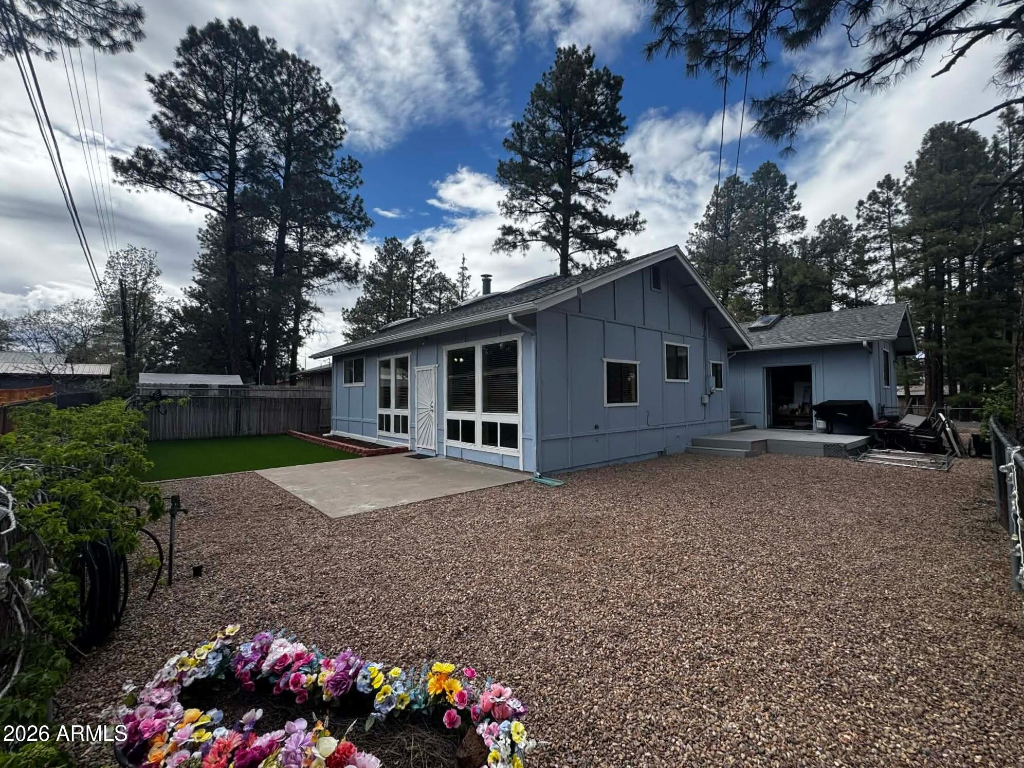 PINE CONE PARK - Residential
