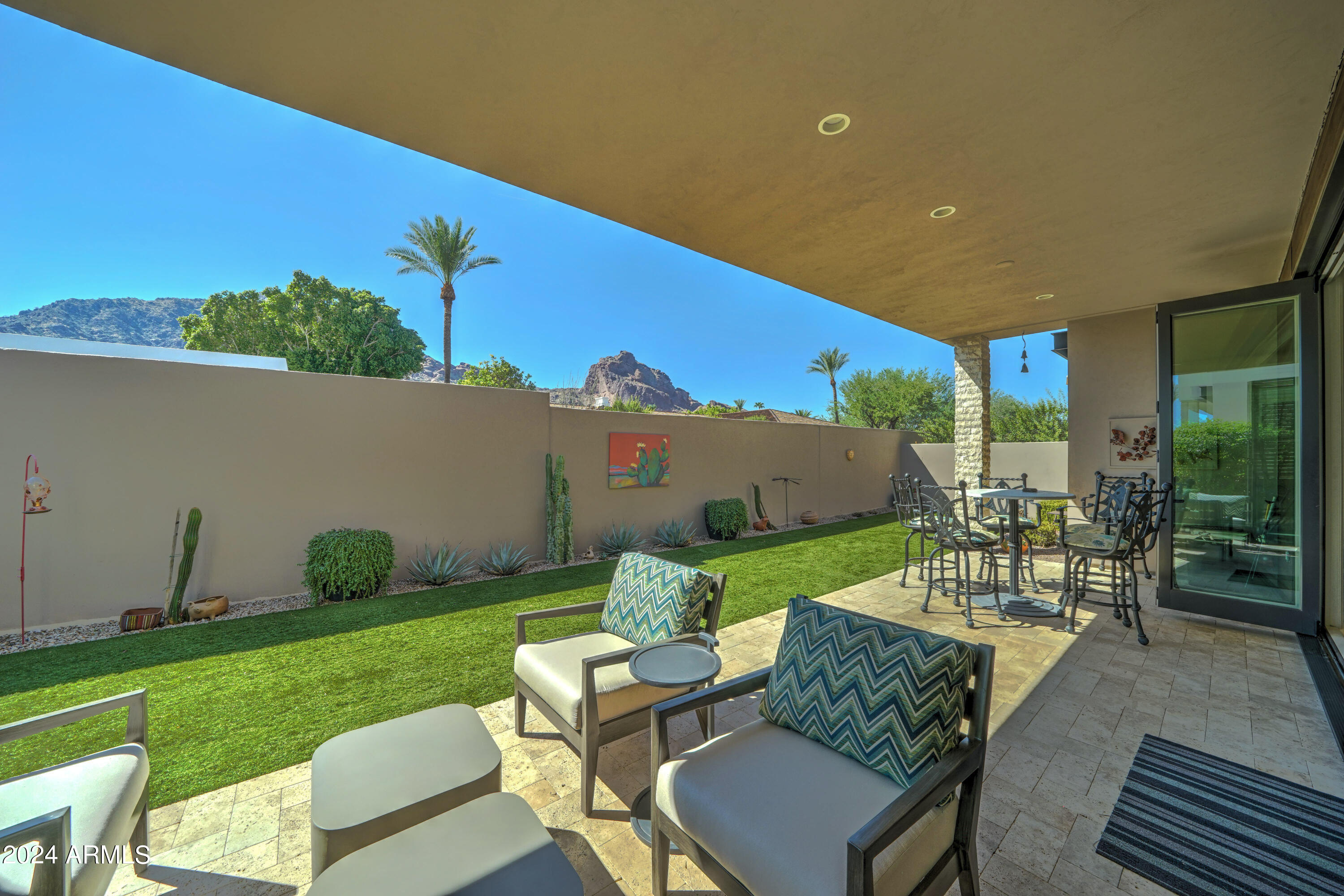 VILLAS AT MOUNTAIN SHADOWS AMD 2 - Residential