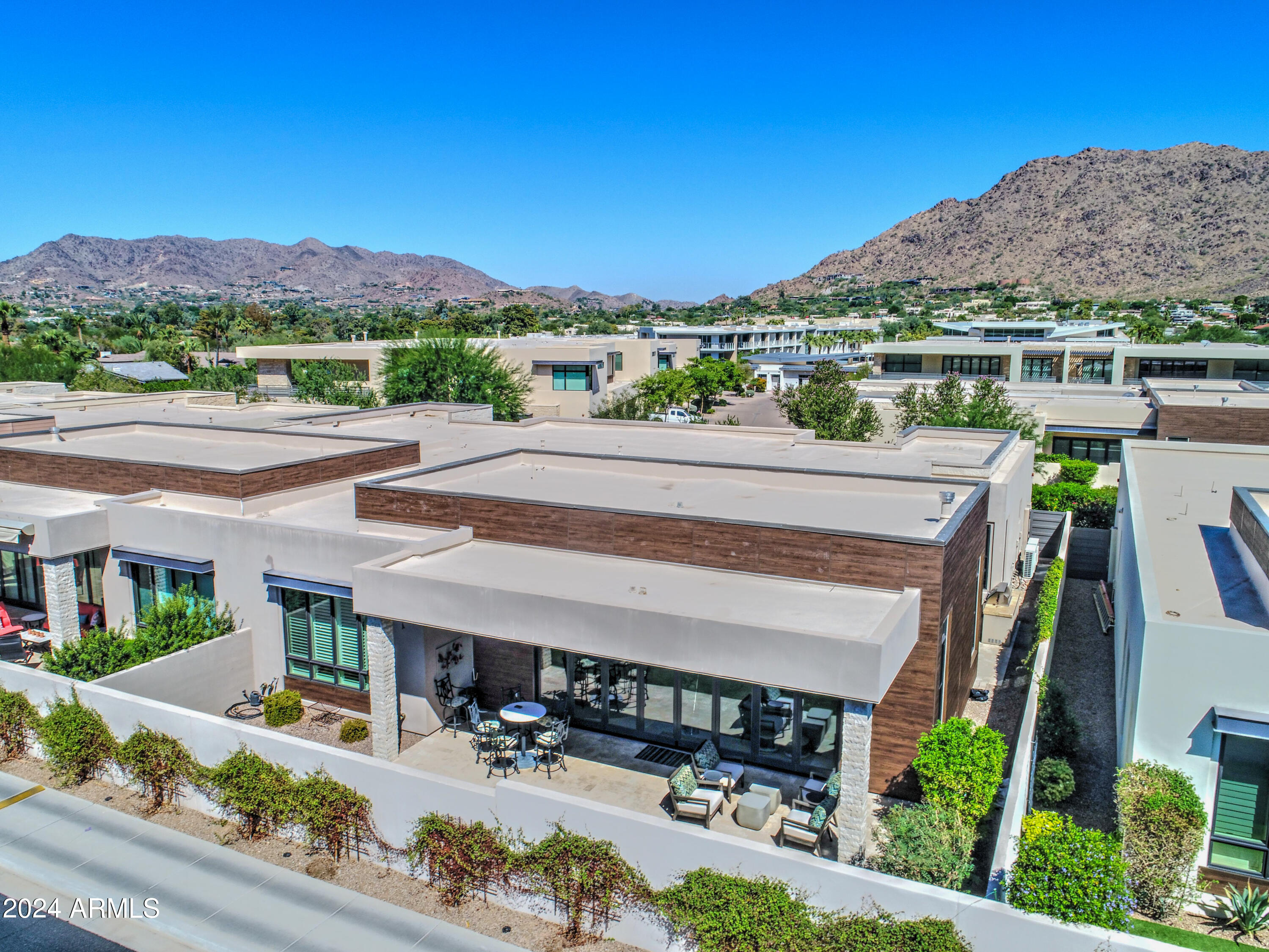 VILLAS AT MOUNTAIN SHADOWS AMD 2 - Residential