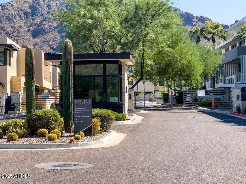 VILLAS AT MOUNTAIN SHADOWS AMD 2 - Residential