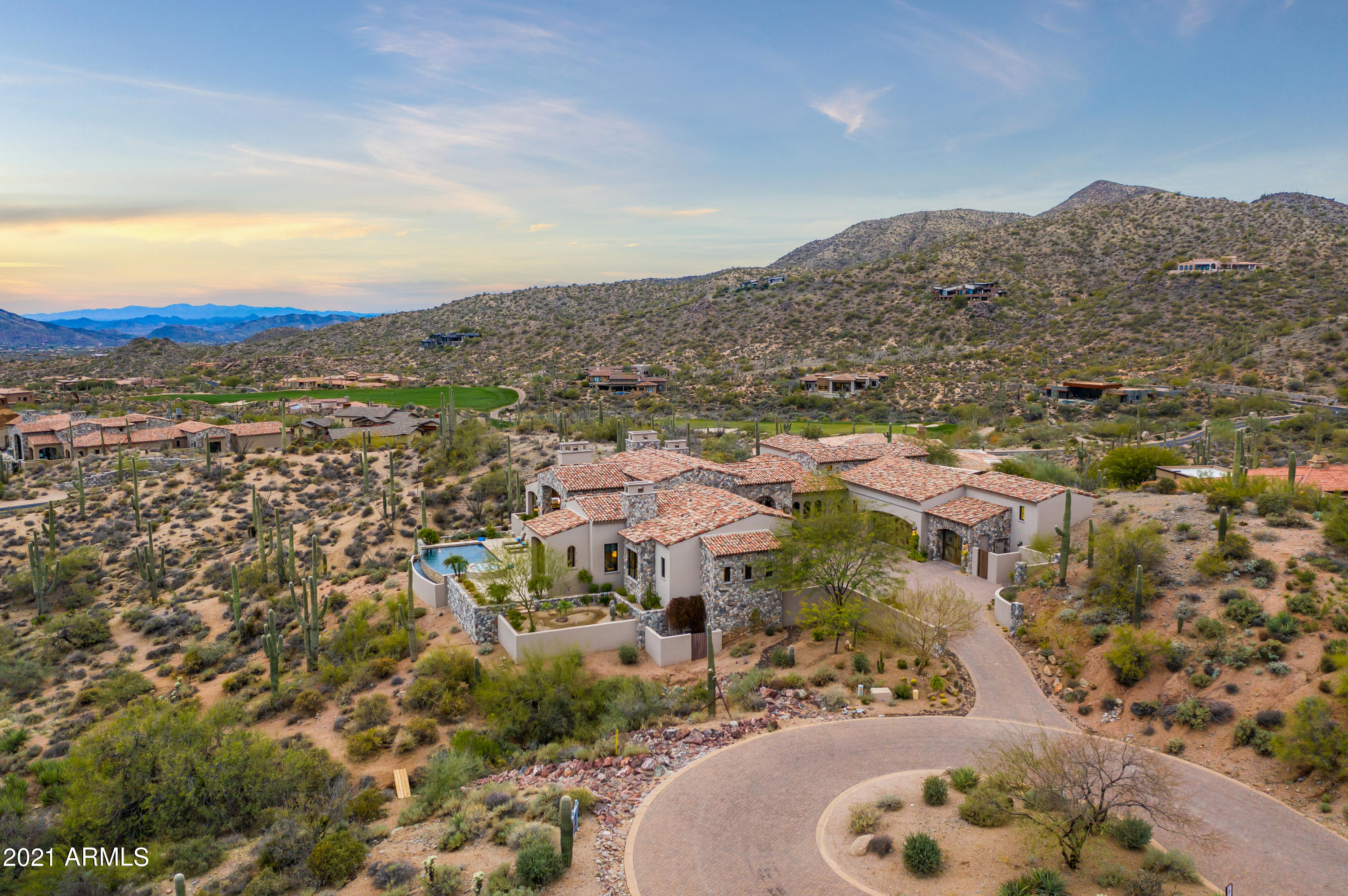 DESERT MOUNTAIN - Residential