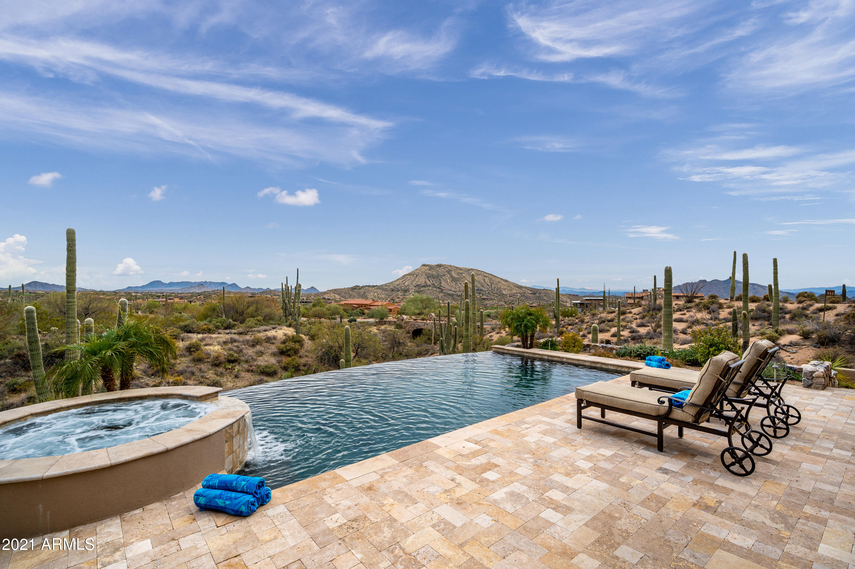 DESERT MOUNTAIN - Residential