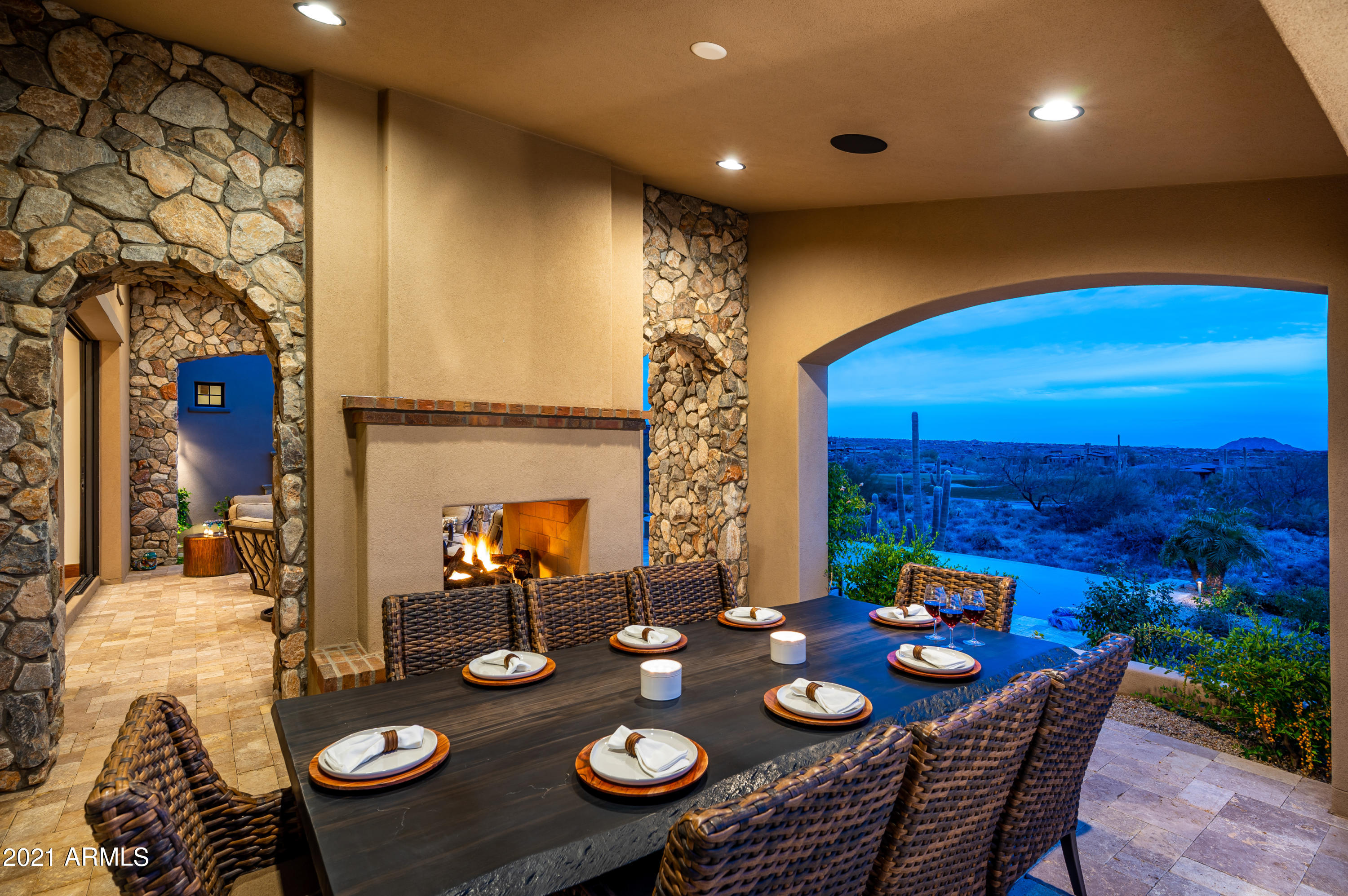 DESERT MOUNTAIN - Residential