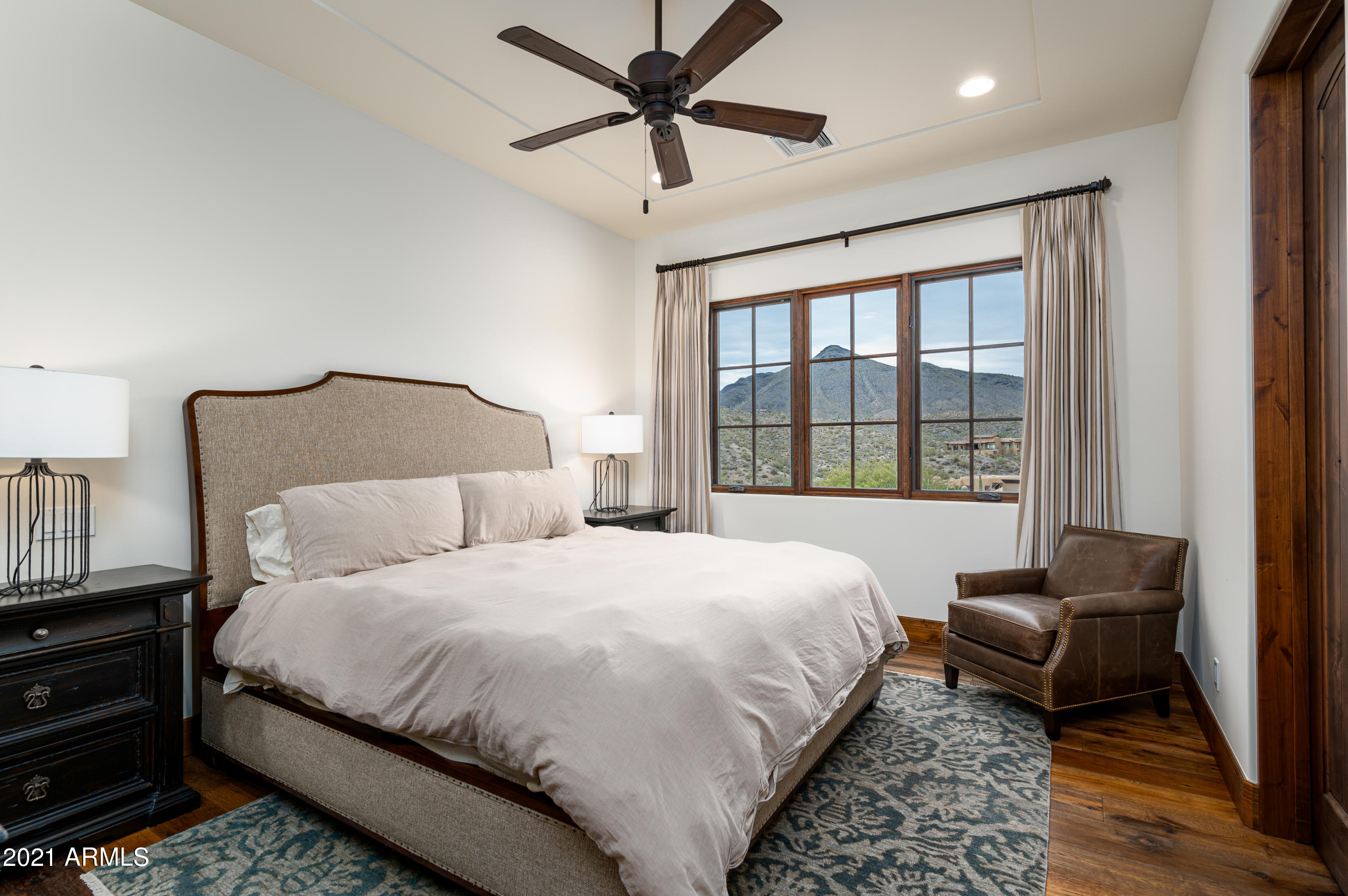 DESERT MOUNTAIN - Residential