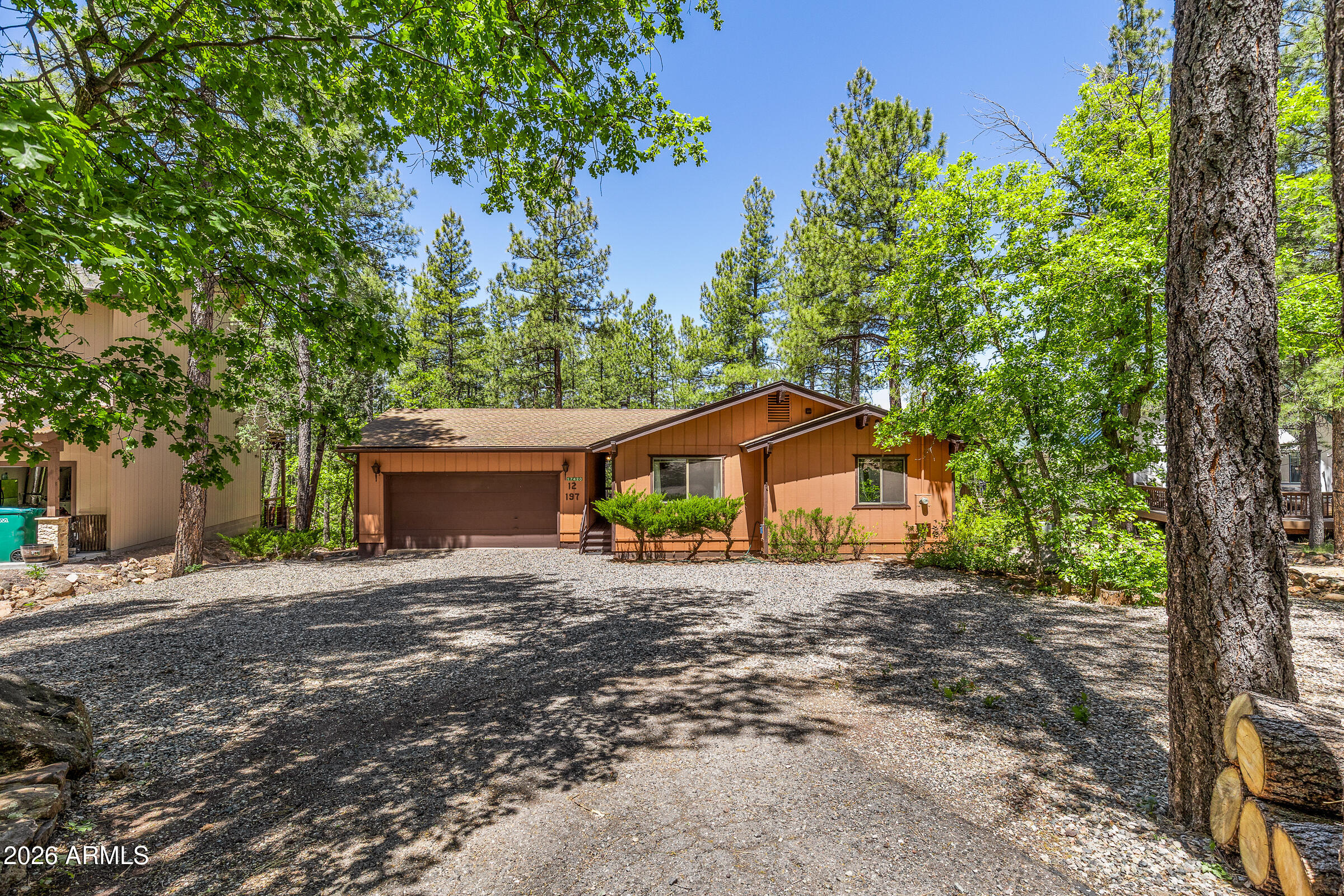 PINEWOOD 12 - Residential
